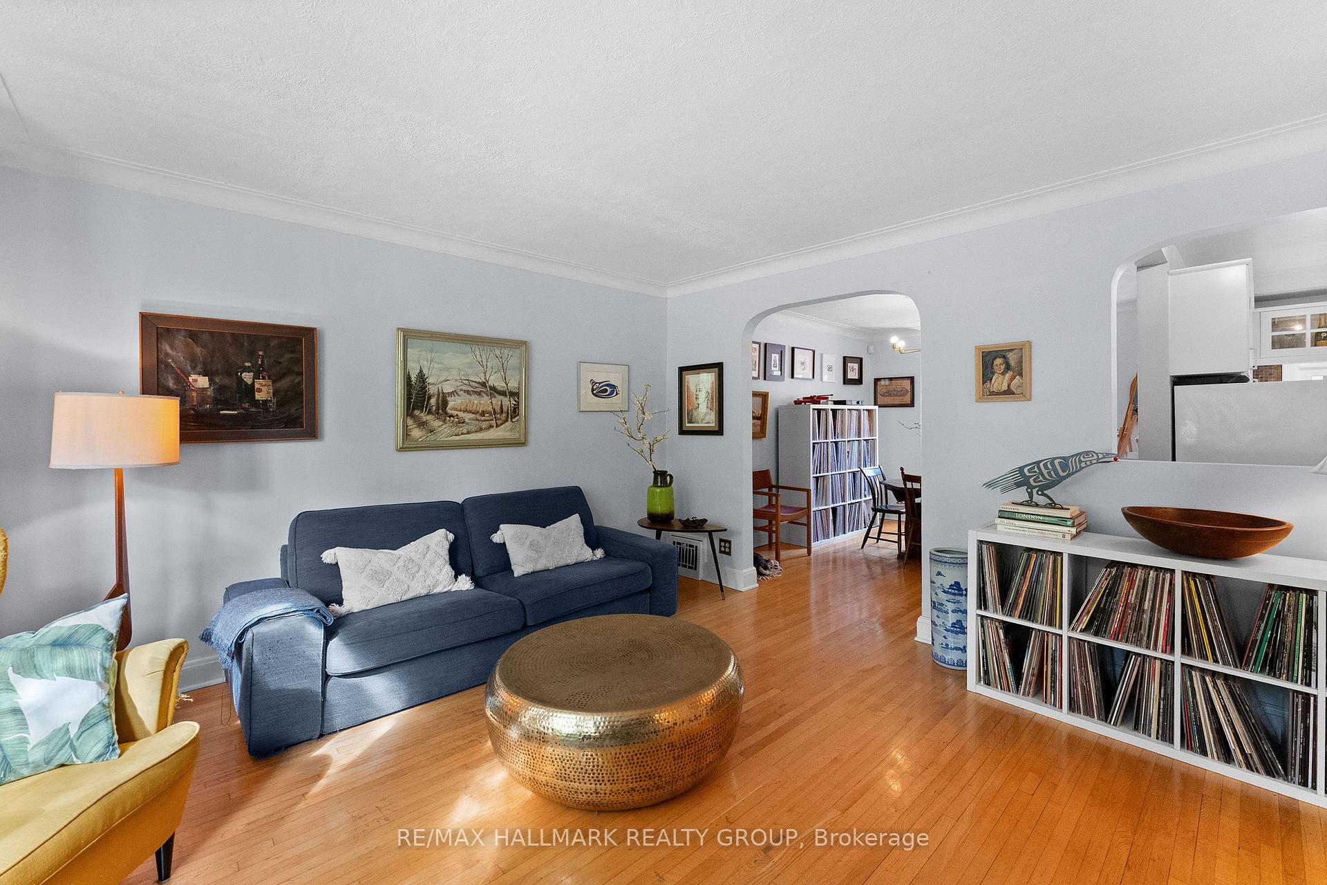 Photo 4 of 425 Chapel Street, Ottawa, Sandy Hill — HOMEH