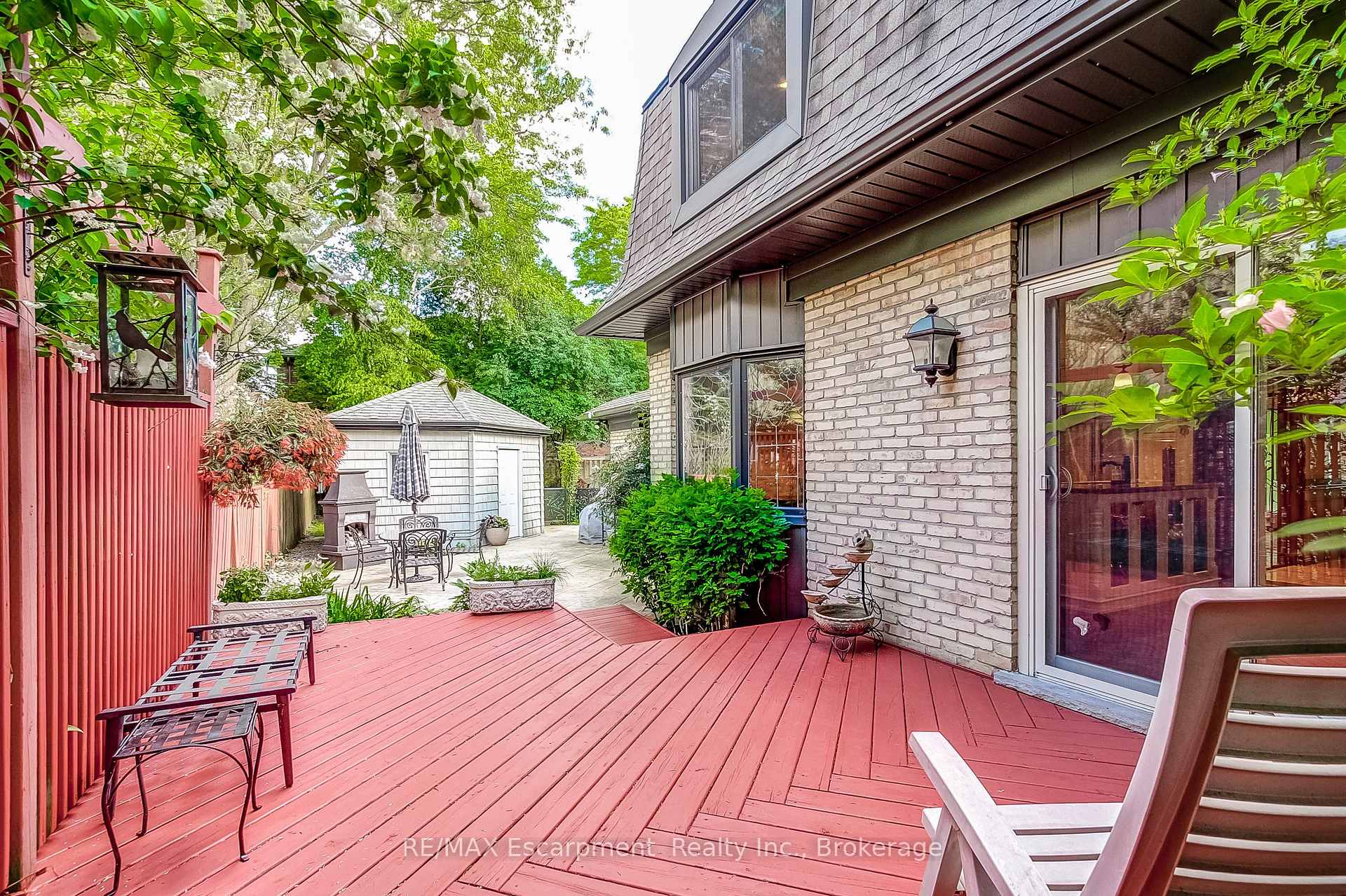 Photo 28 of 215 Briar Hill Crescent, Hamilton, Ancaster — HOMEH