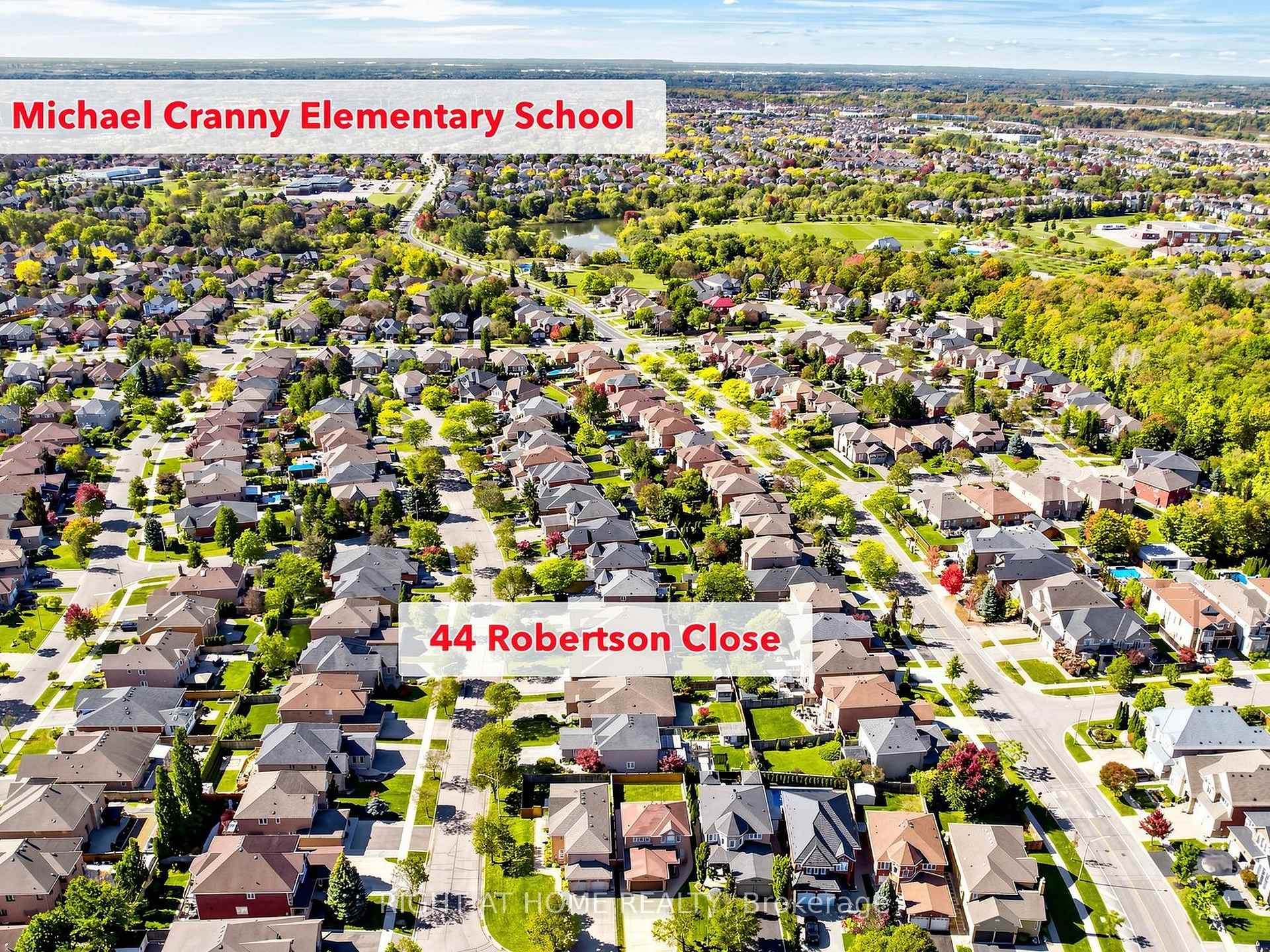 Photo 77 of 44 Robertson Close, Vaughan, Maple — HOMEH