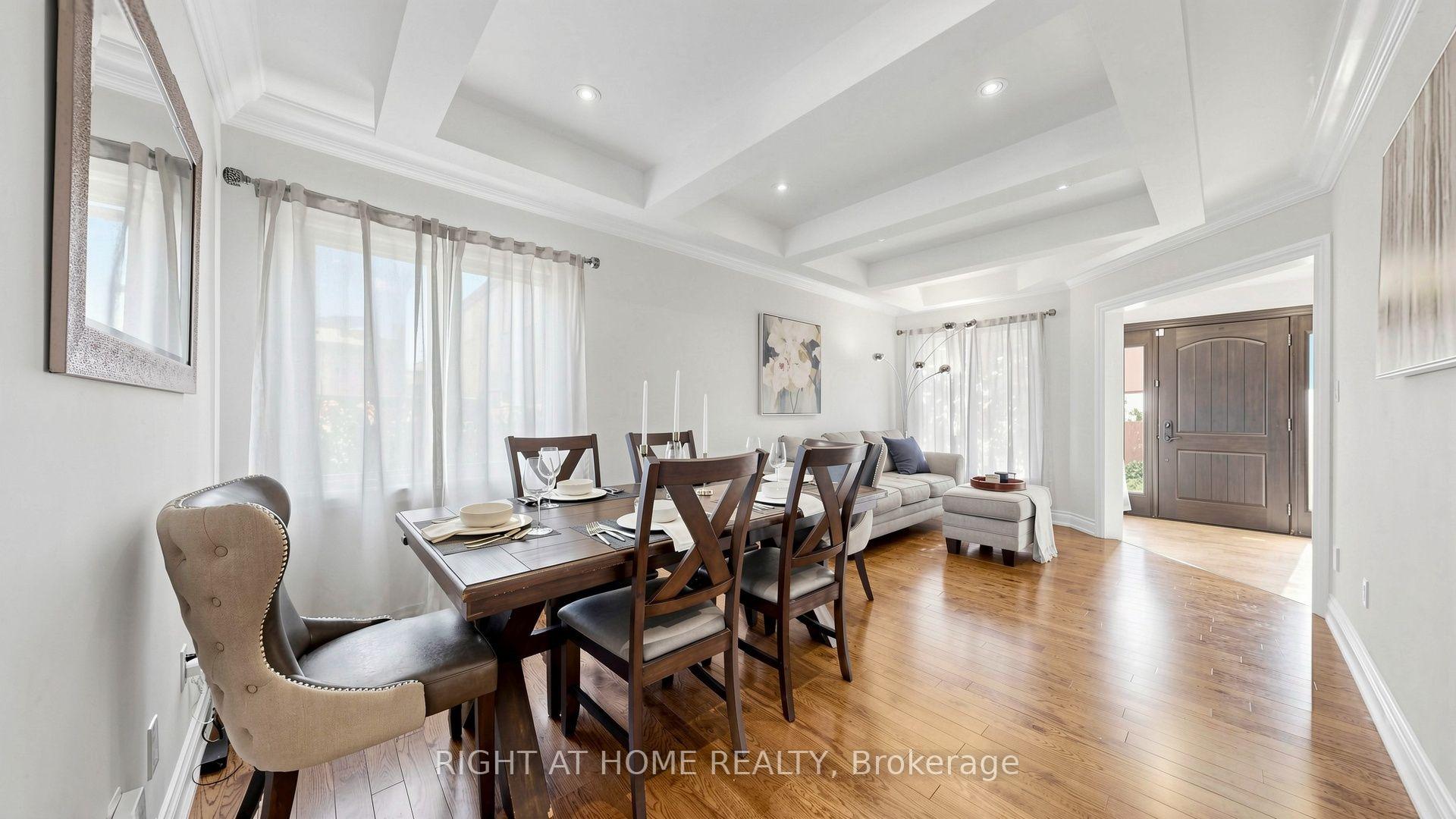 Photo 20 of 44 Robertson Close, Vaughan, Maple — HOMEH