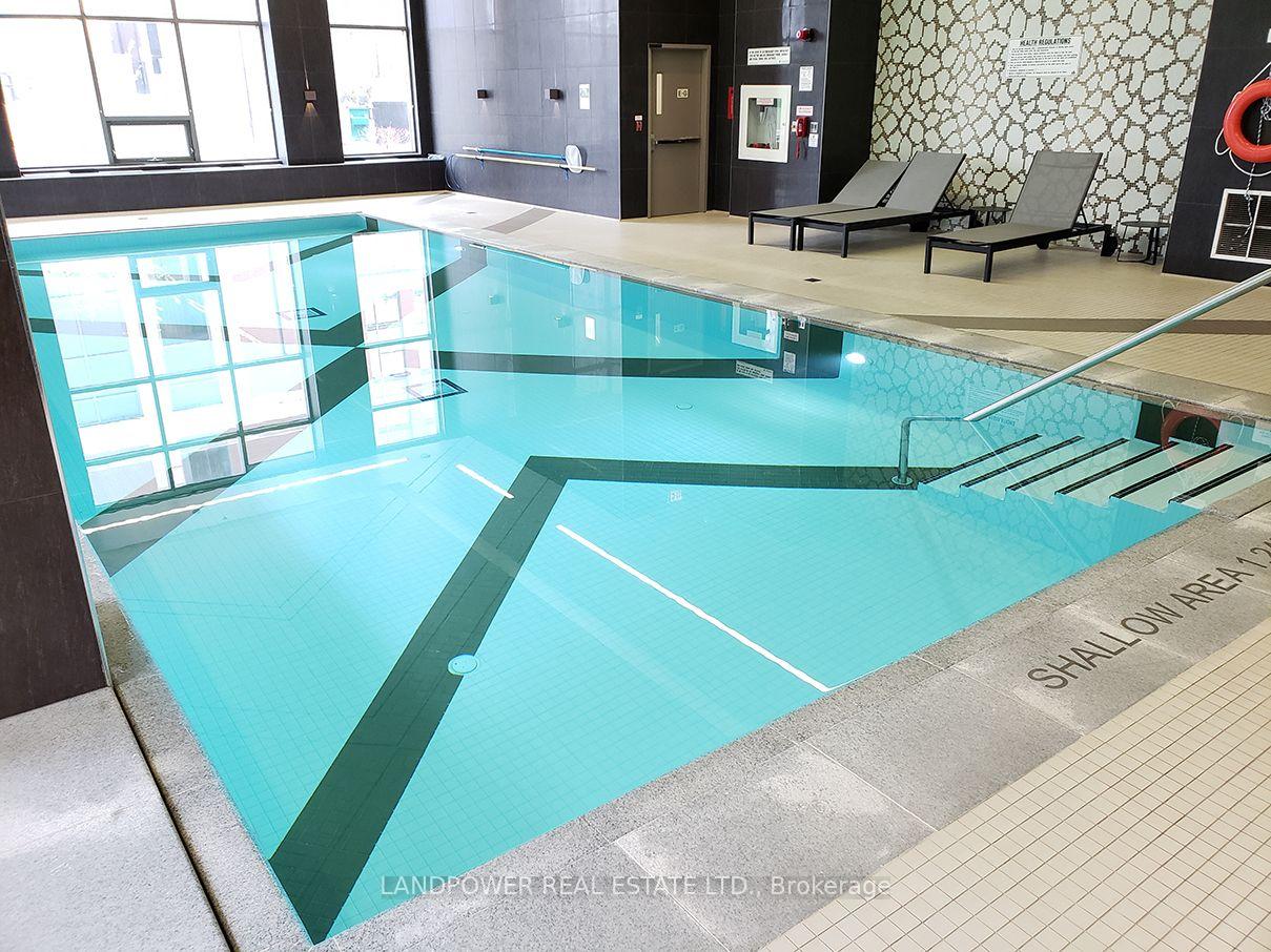 Photo 5 of Unit 602, 18 Uptown Drive, Markham, Unionville — HOMEH