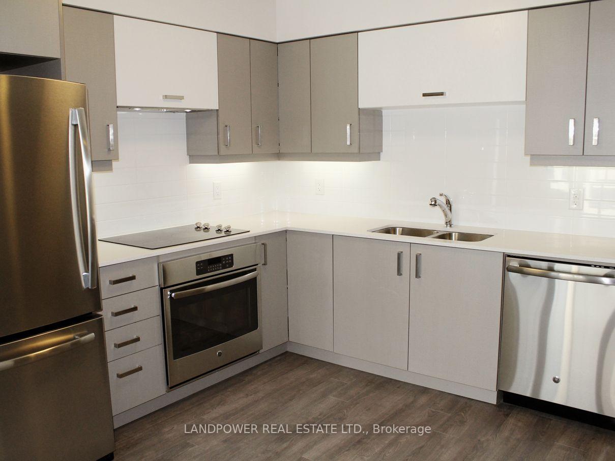 Photo 6 of Unit 602, 18 Uptown Drive, Markham, Unionville — HOMEH