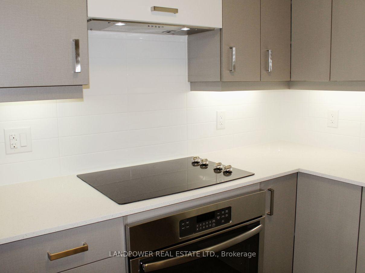 Photo 8 of Unit 602, 18 Uptown Drive, Markham, Unionville — HOMEH