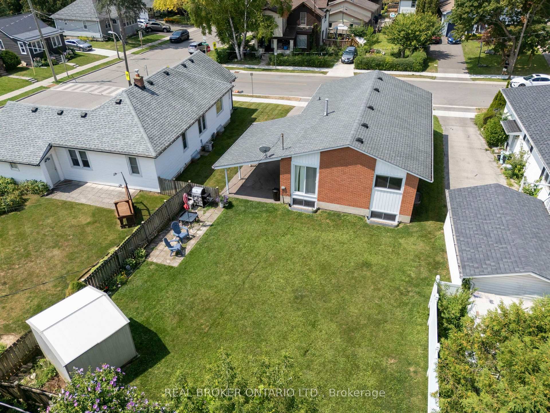 Photo 29 of 23 Homewood Avenue, Norfolk, Simcoe — HOMEH