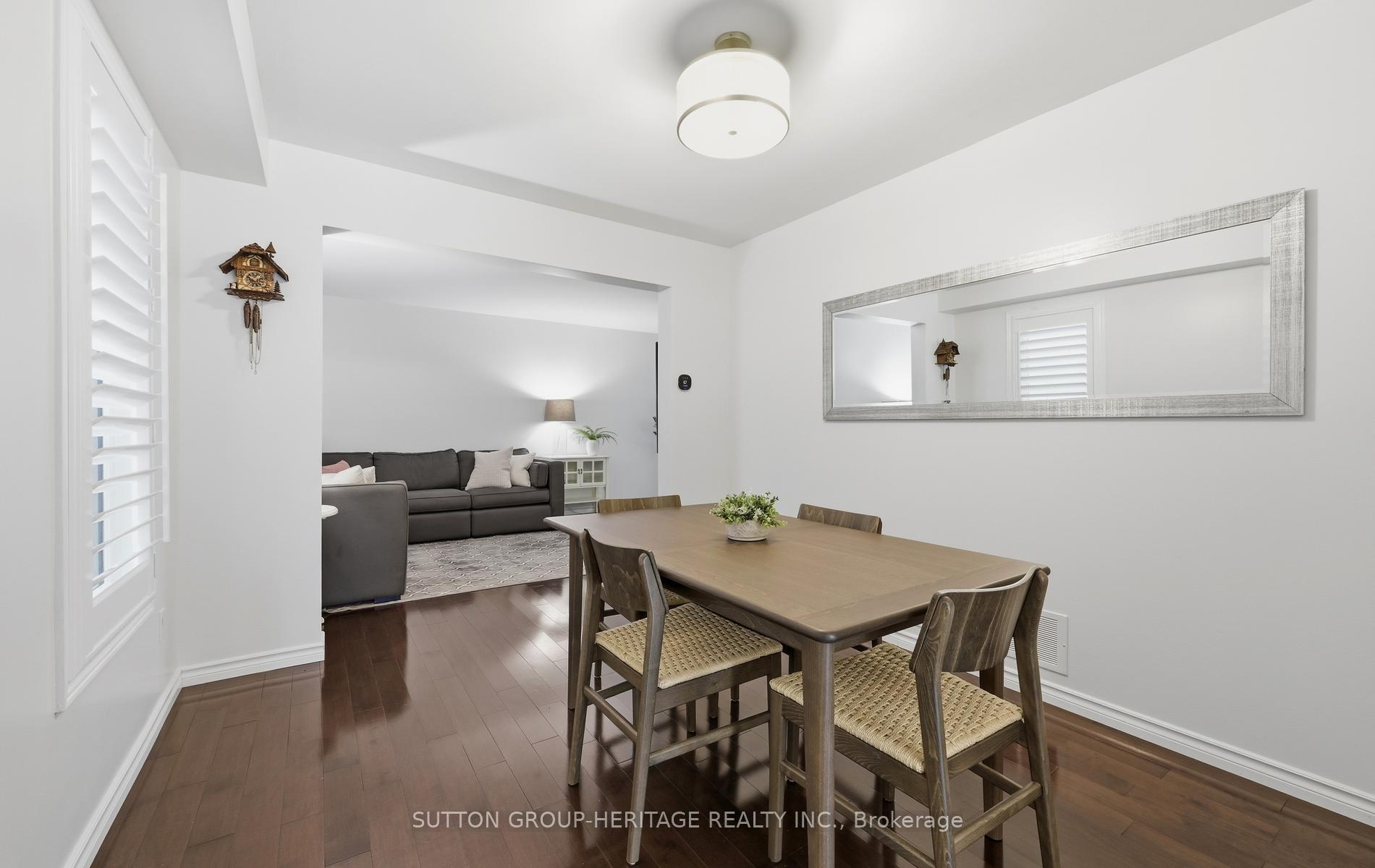 Photo 14 of 664 Eramosa Crescent, Pickering, Amberlea — HOMEH