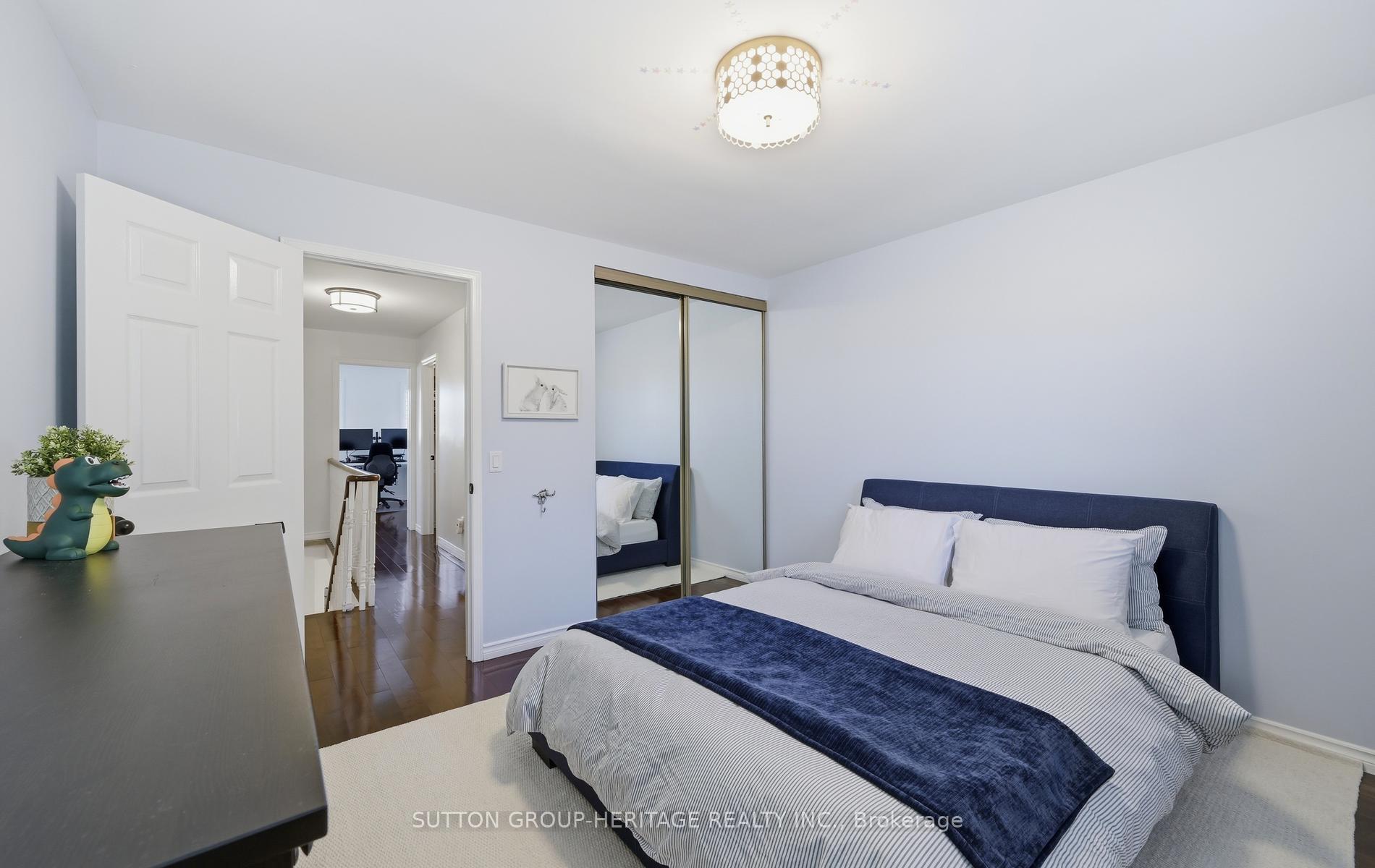 Photo 25 of 664 Eramosa Crescent, Pickering, Amberlea — HOMEH