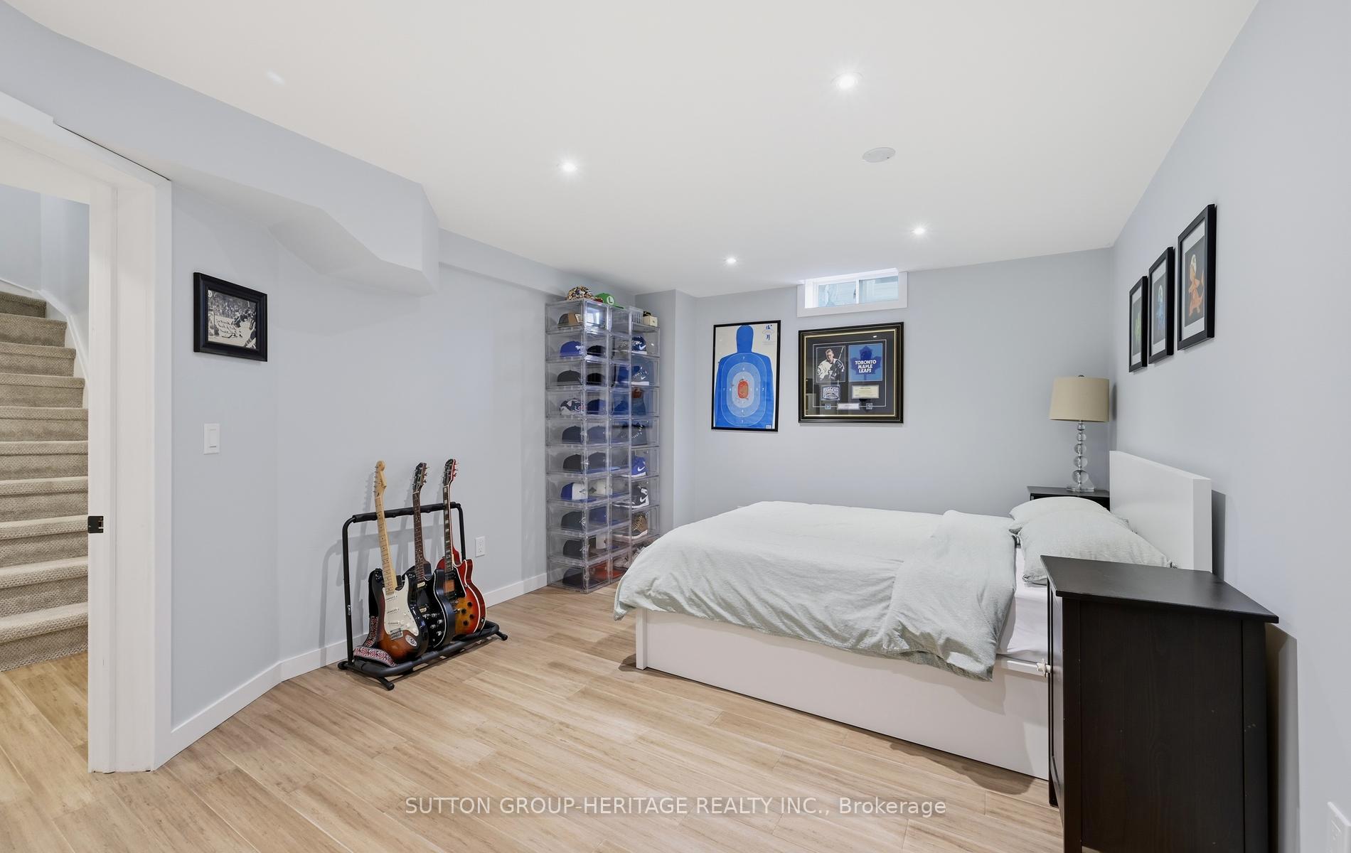 Photo 28 of 664 Eramosa Crescent, Pickering, Amberlea — HOMEH