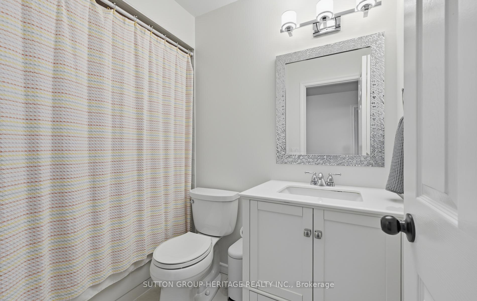 Photo 29 of 664 Eramosa Crescent, Pickering, Amberlea — HOMEH
