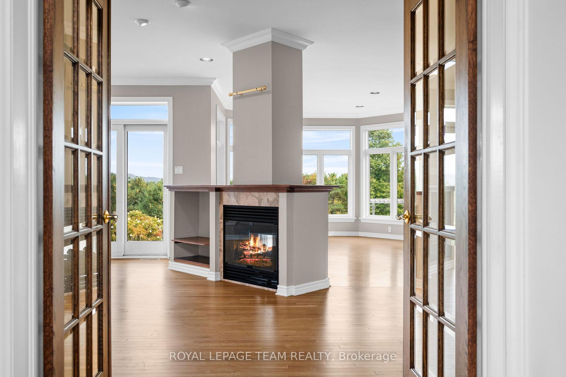 Photo 25 of 285 Pinhey Point Road, Ottawa, Kanata - Kanata (North East) — HOMEH