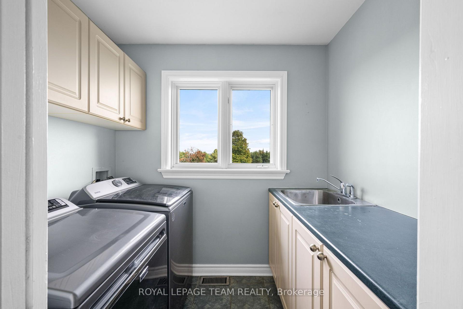 Photo 39 of 285 Pinhey Point Road, Ottawa, Kanata - Kanata (North East) — HOMEH