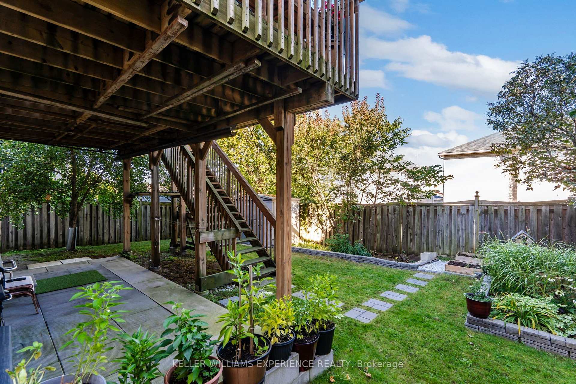 Photo 33 of 56 Silver Trail, Barrie, Ardagh — HOMEH