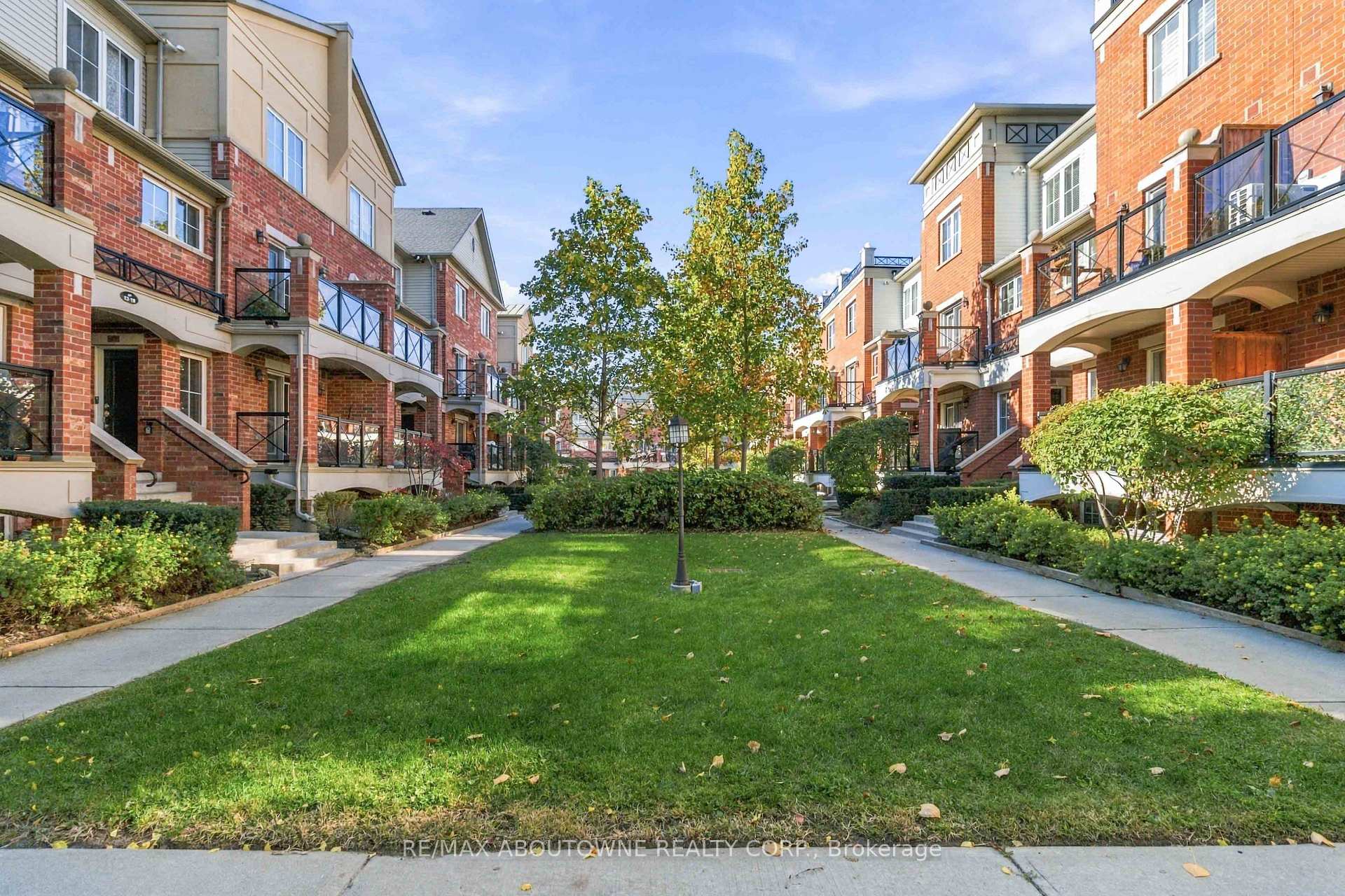 Photo 27 of Unit 14, 43 Hays Boulevard, Oakville, River Oaks — HOMEH