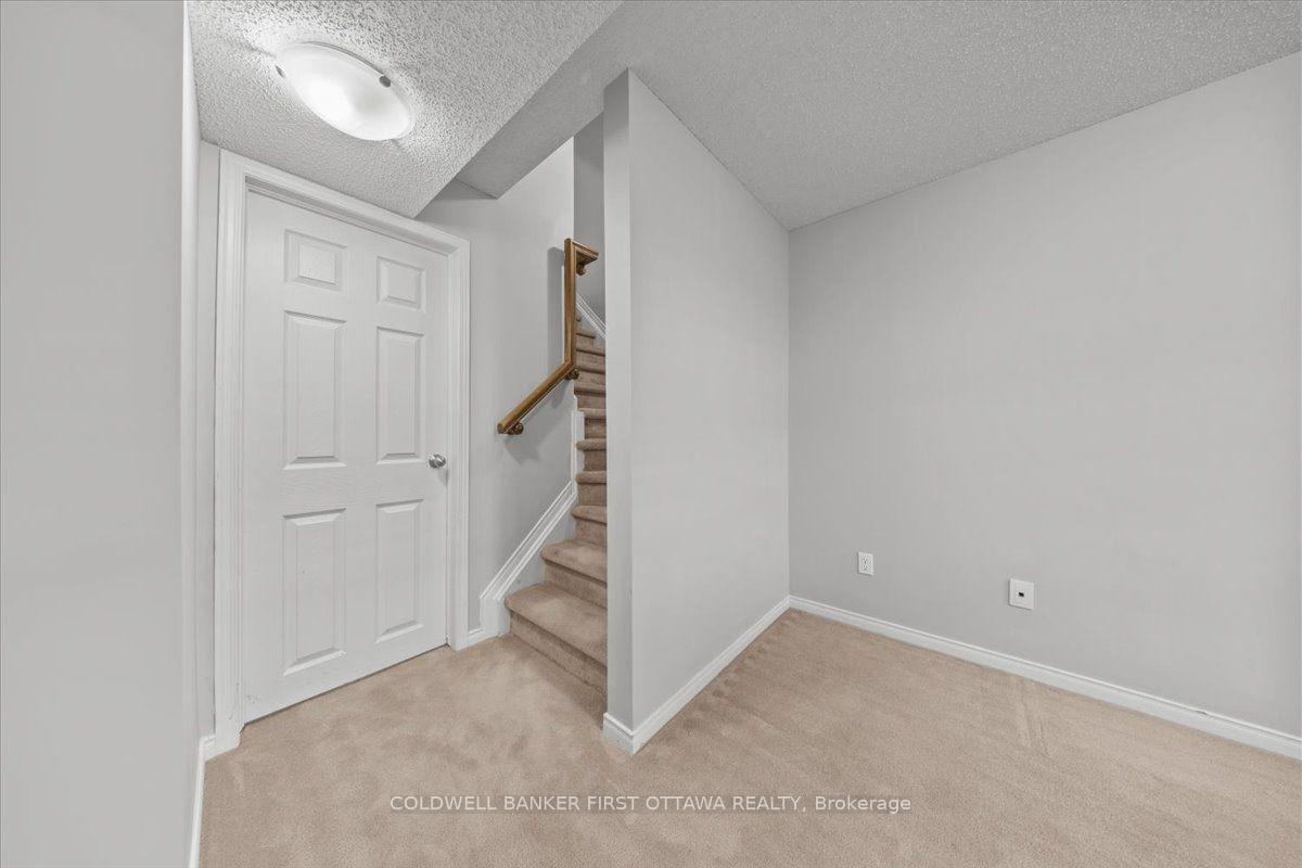 Photo 26 of 132 Maravista Drive, Ottawa, Barrhaven - Cedargrove/Fraserdale — HOMEH