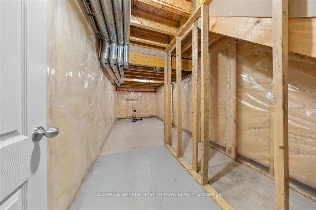 Photo 31 of 132 Maravista Drive, Ottawa, Barrhaven - Cedargrove/Fraserdale — HOMEH