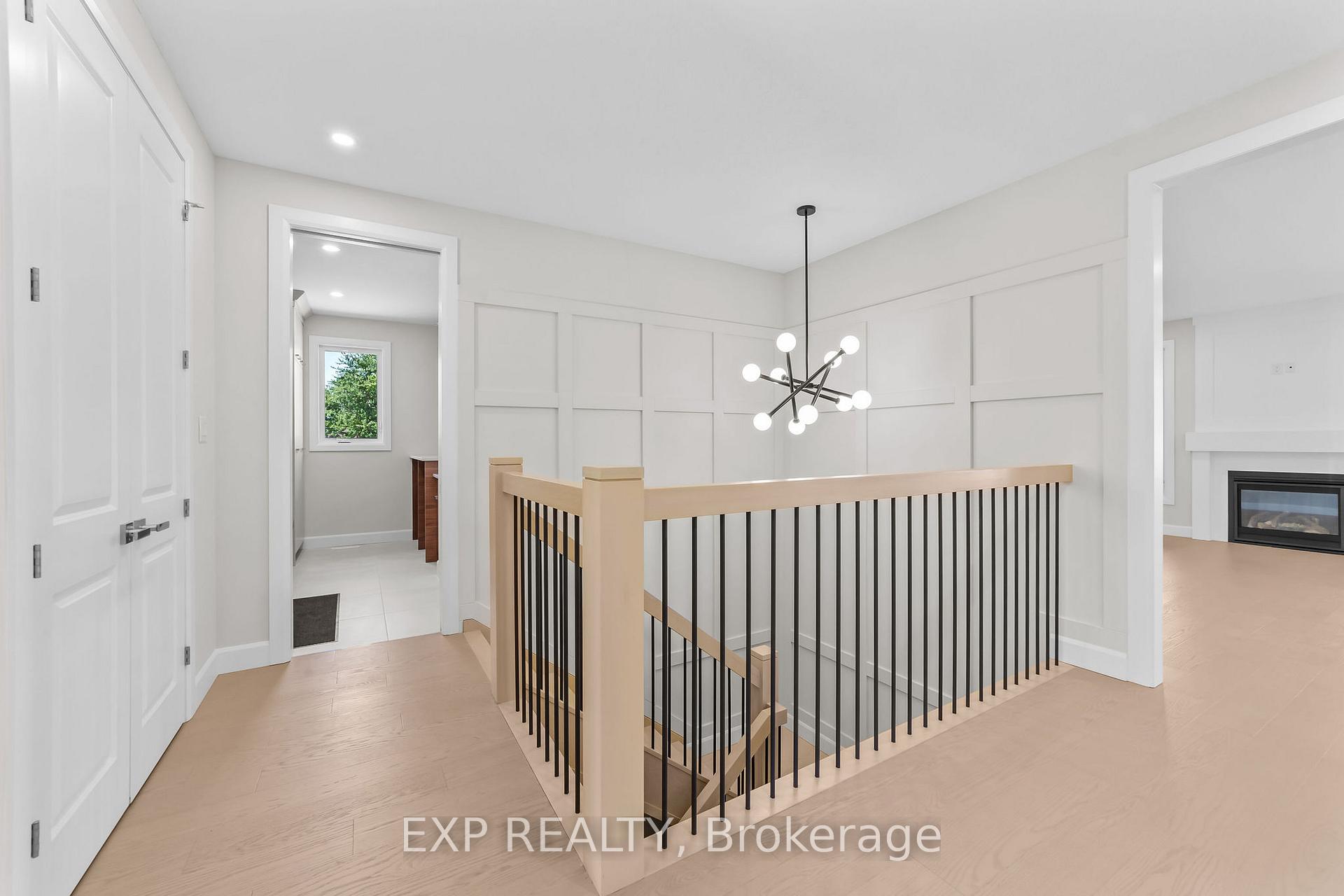Photo 12 of 409 Ontario Street, Warwick, Watford — HOMEH