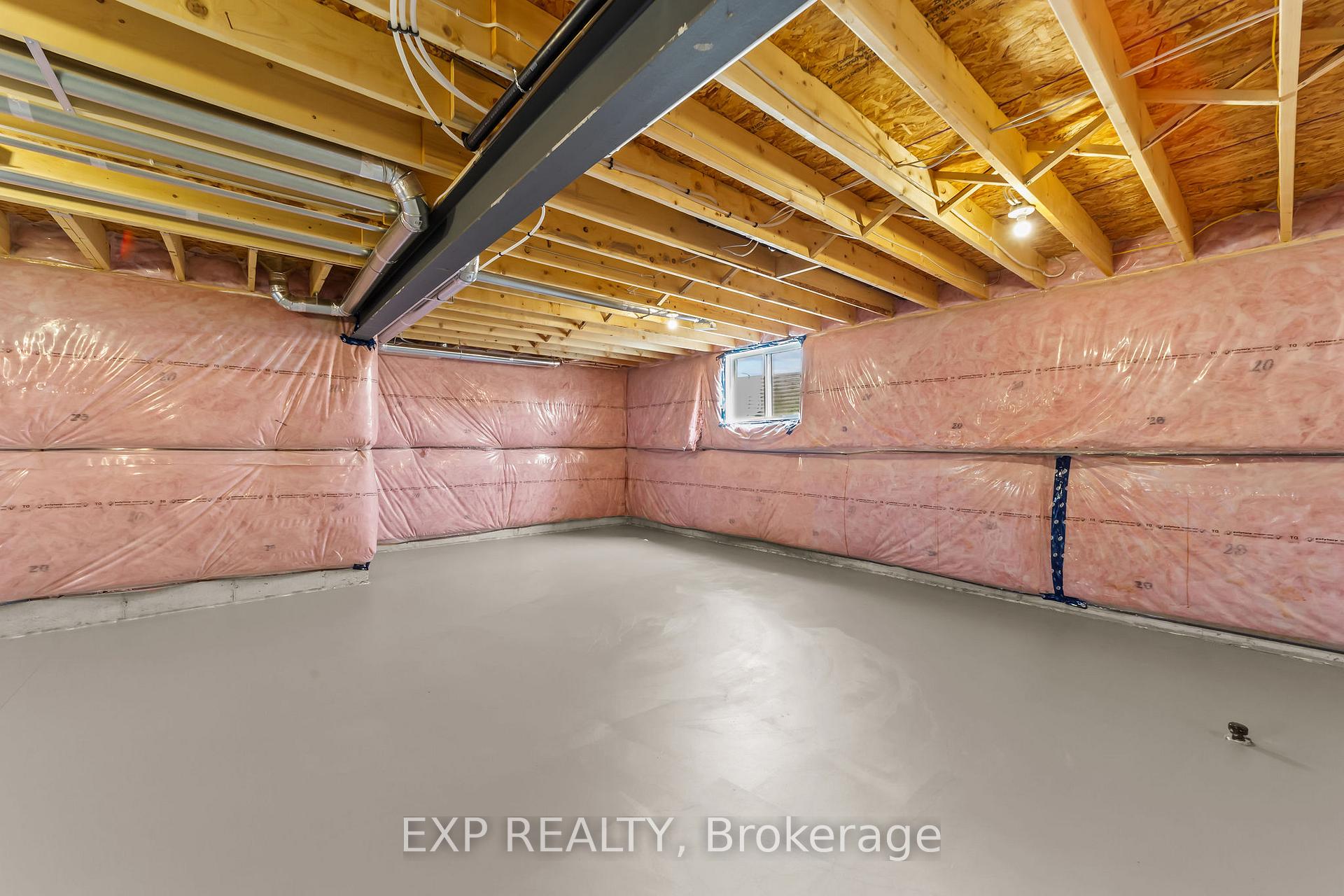 Photo 22 of 409 Ontario Street, Warwick, Watford — HOMEH