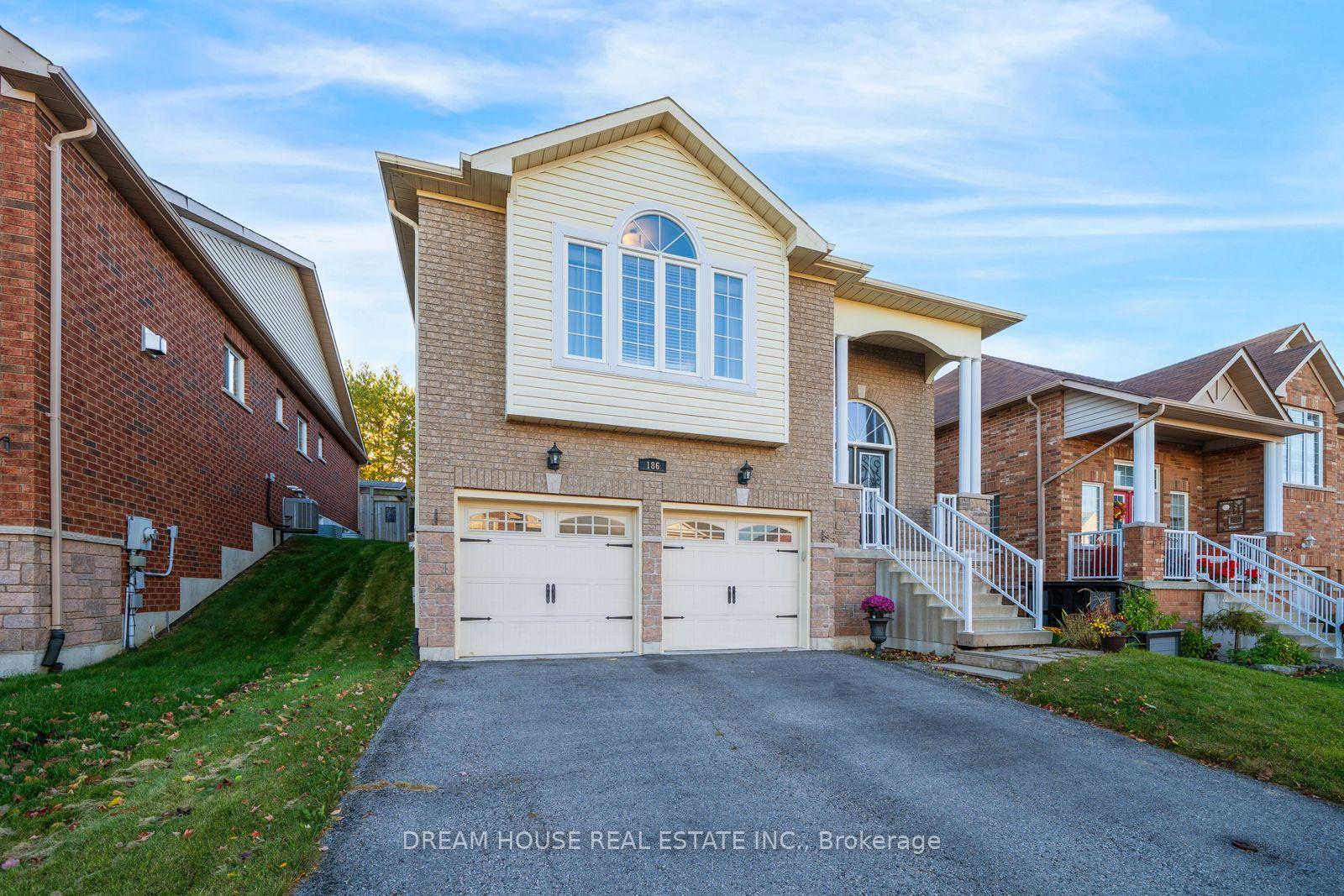 Photo 11 of 186 Fenning Drive, Clarington, Courtice — HOMEH
