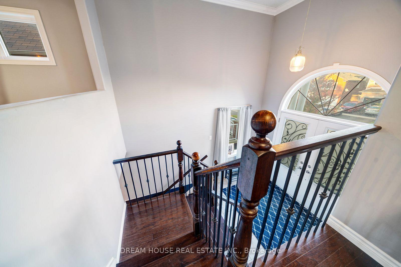 Photo 16 of 186 Fenning Drive, Clarington, Courtice — HOMEH