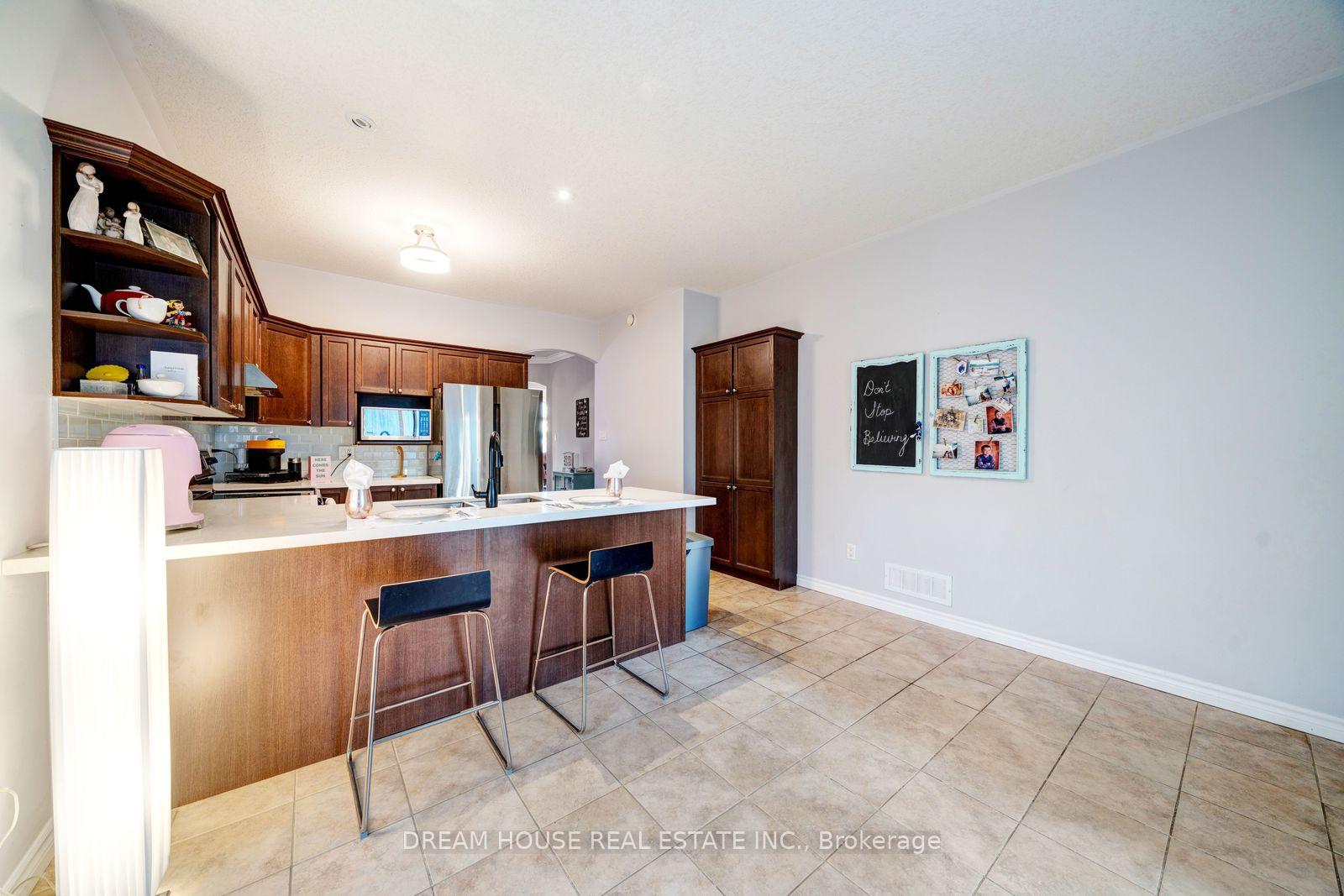 Photo 30 of 186 Fenning Drive, Clarington, Courtice — HOMEH