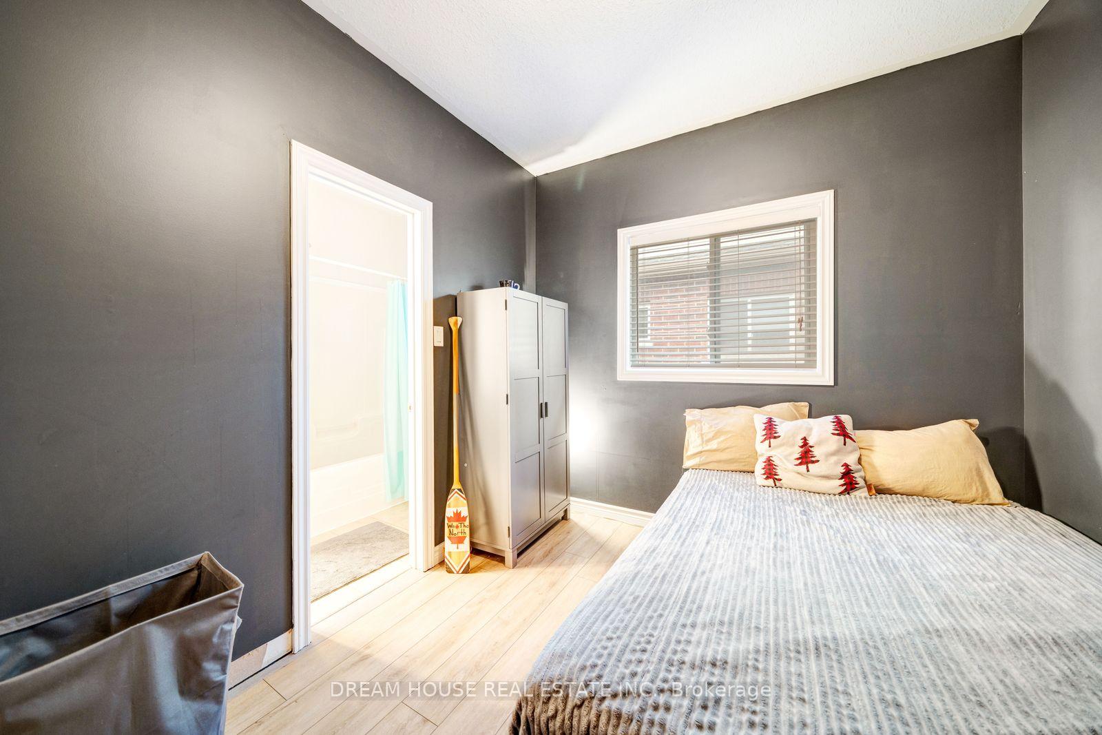 Photo 43 of 186 Fenning Drive, Clarington, Courtice — HOMEH