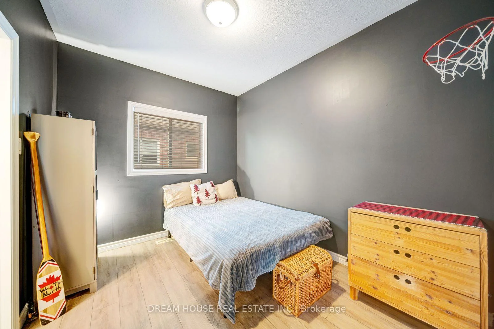 Photo 42 of 186 Fenning Drive, Clarington, Courtice — HOMEH