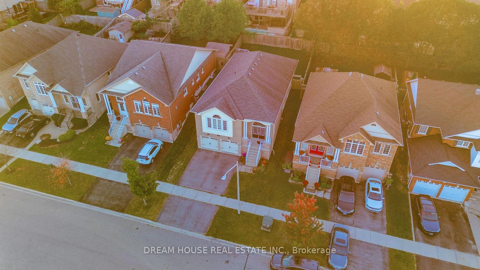 Photo 84 of 186 Fenning Drive, Clarington, Courtice — HOMEH