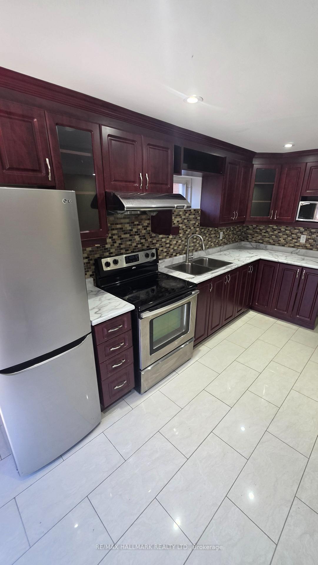 Photo 8 of Unit Lower Level, 325 Porte Road, Ajax, South East — HOMEH