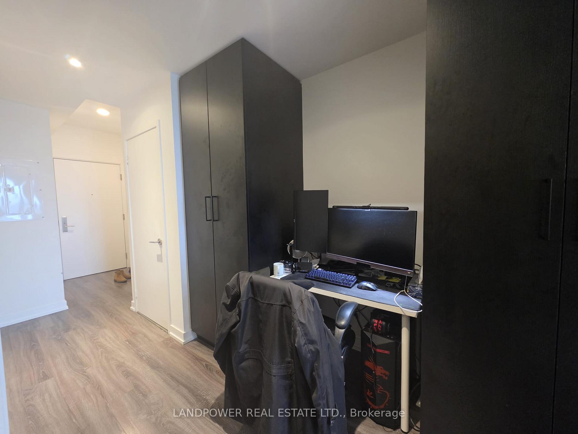 Photo 15 of Unit 1918, 20 Edward Street, Toronto, Bay Street Corridor — HOMEH
