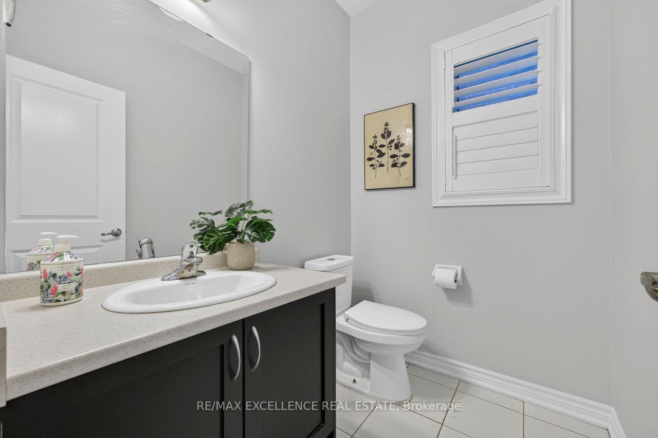 Photo 14 of 451 Brisdale Drive, Brampton, Northwest Brampton — HOMEH
