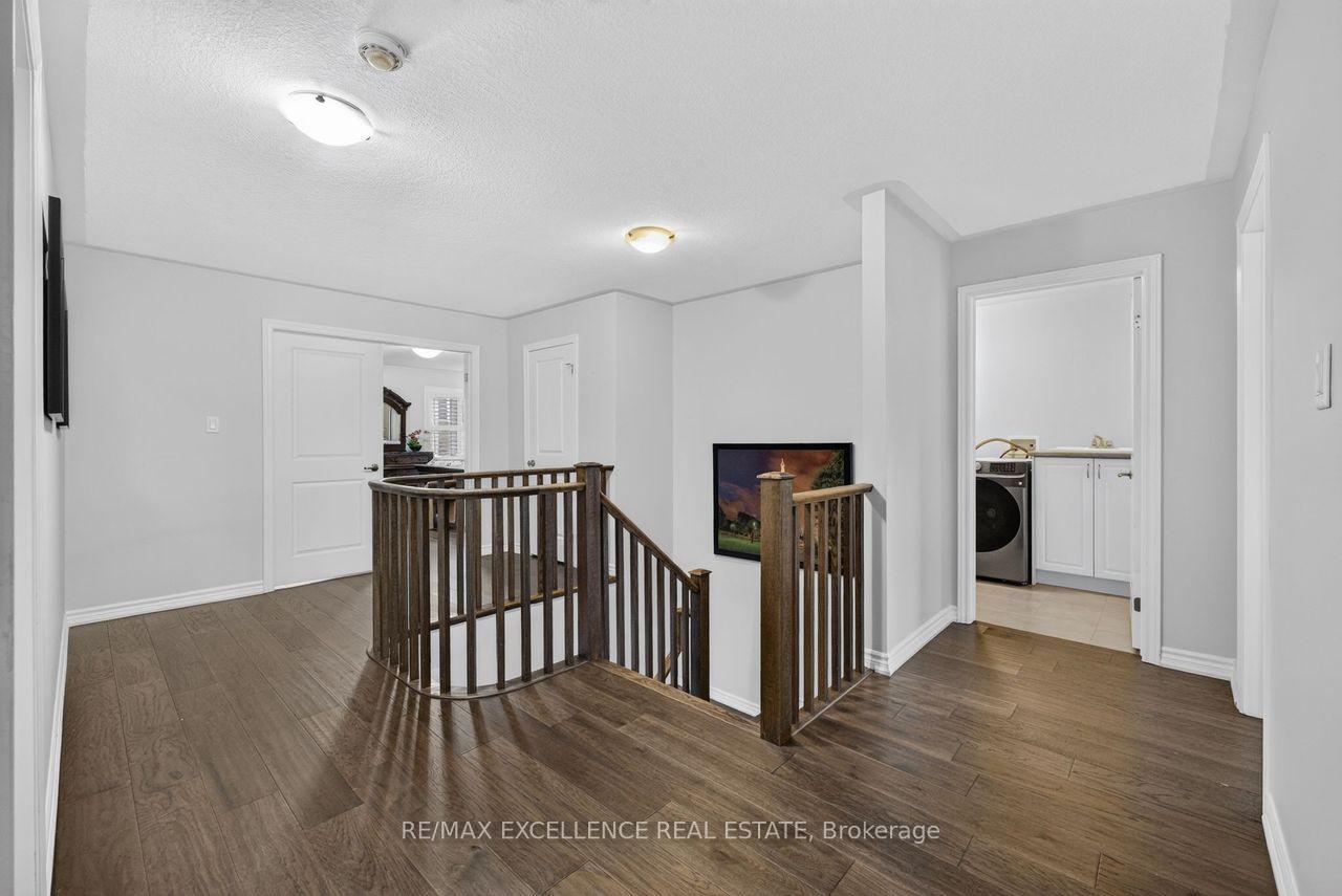 Photo 16 of 451 Brisdale Drive, Brampton, Northwest Brampton — HOMEH