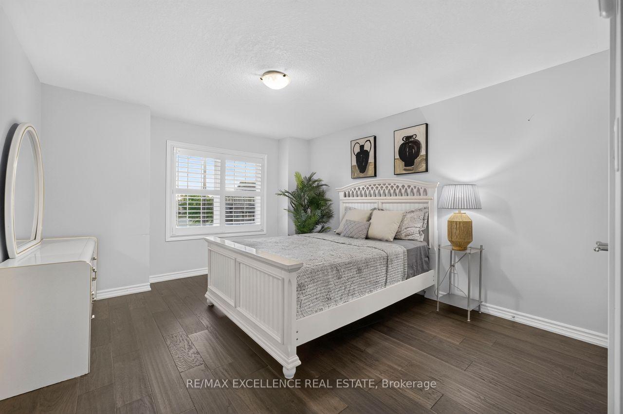Photo 25 of 451 Brisdale Drive, Brampton, Northwest Brampton — HOMEH