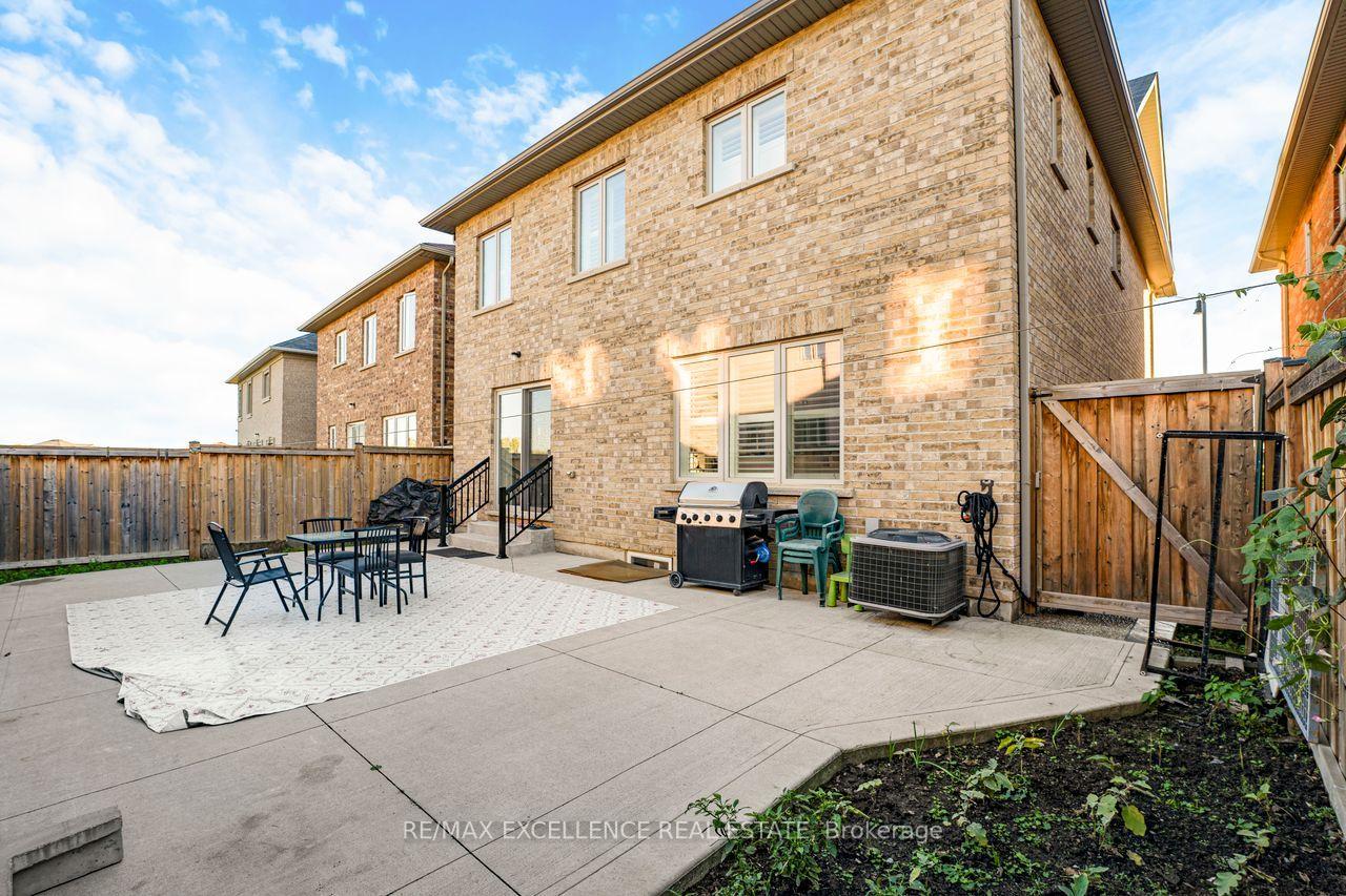 Photo 38 of 451 Brisdale Drive, Brampton, Northwest Brampton — HOMEH