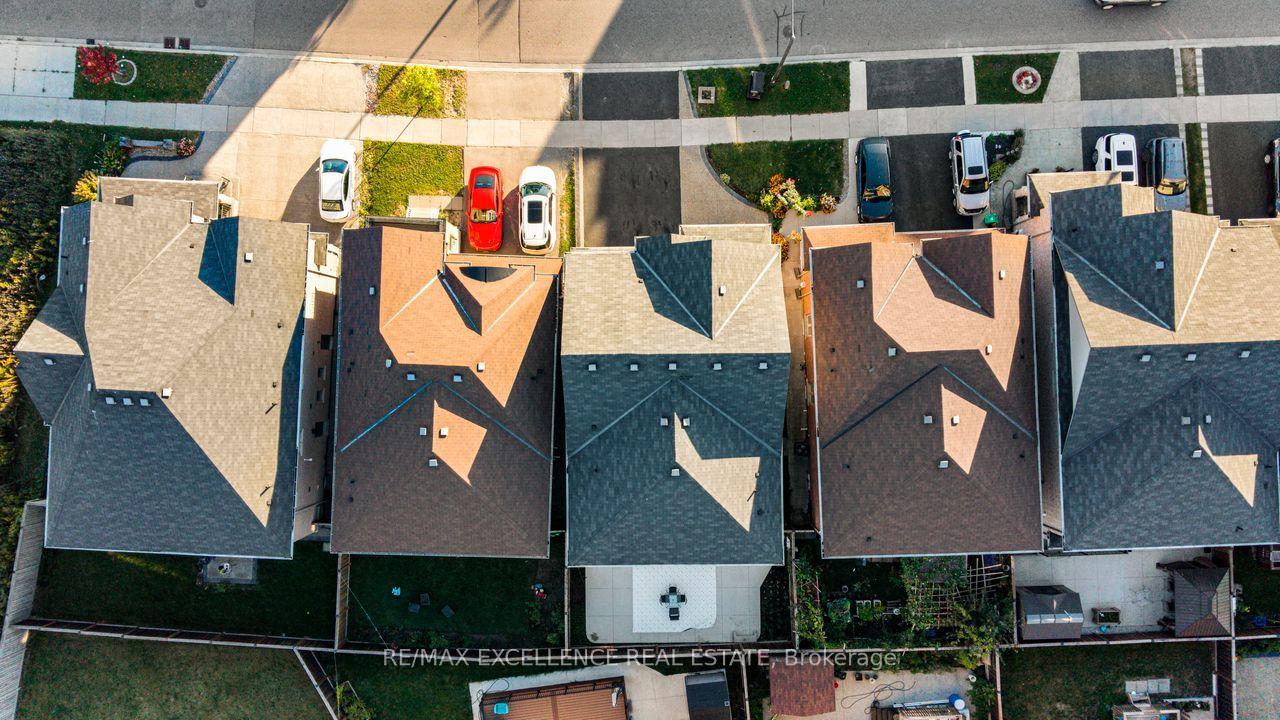 Photo 41 of 451 Brisdale Drive, Brampton, Northwest Brampton — HOMEH