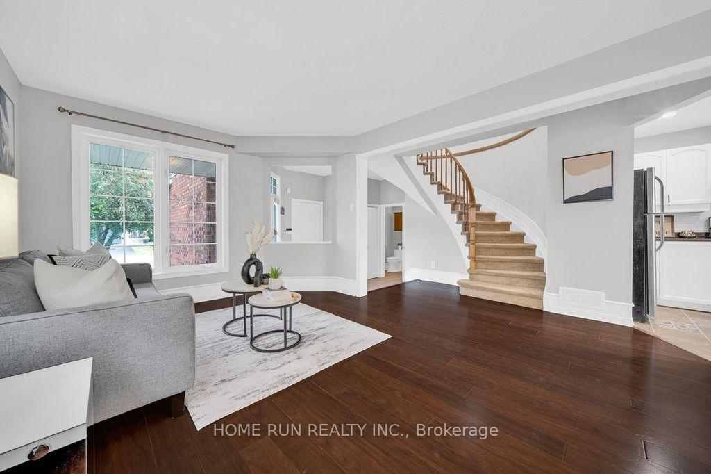 Photo 8 of 14 Spur Avenue, Ottawa, Kanata - Bridlewood — HOMEH