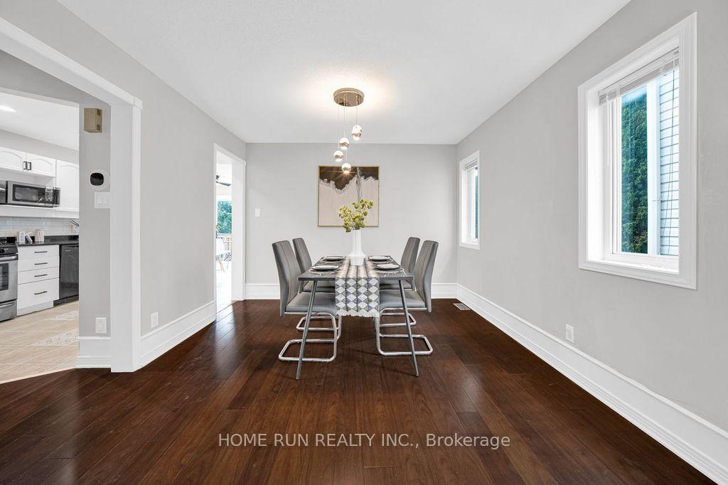 Photo 11 of 14 Spur Avenue, Ottawa, Kanata - Bridlewood — HOMEH