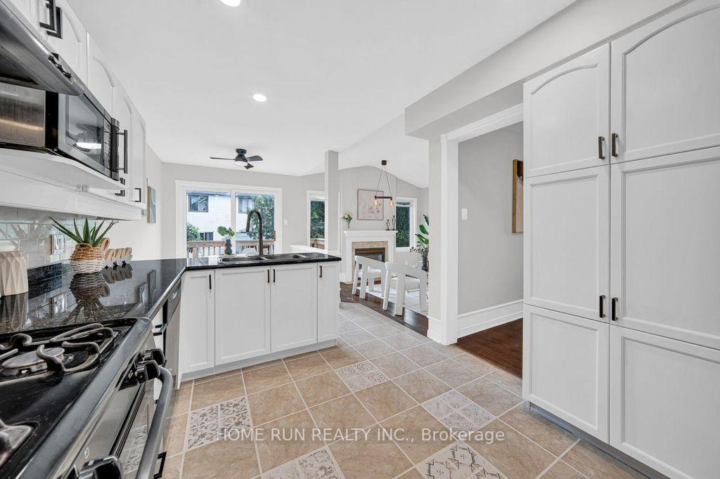 Photo 16 of 14 Spur Avenue, Ottawa, Kanata - Bridlewood — HOMEH