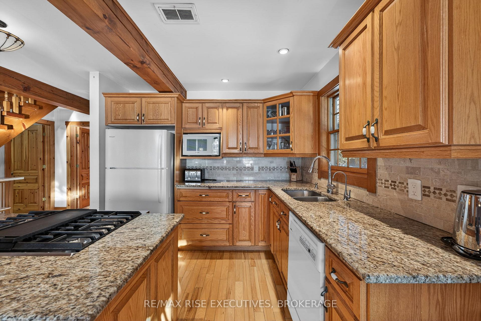 Photo 6 of 1093B Two Loon Lane, Frontenac, Frontenac Centre — HOMEH