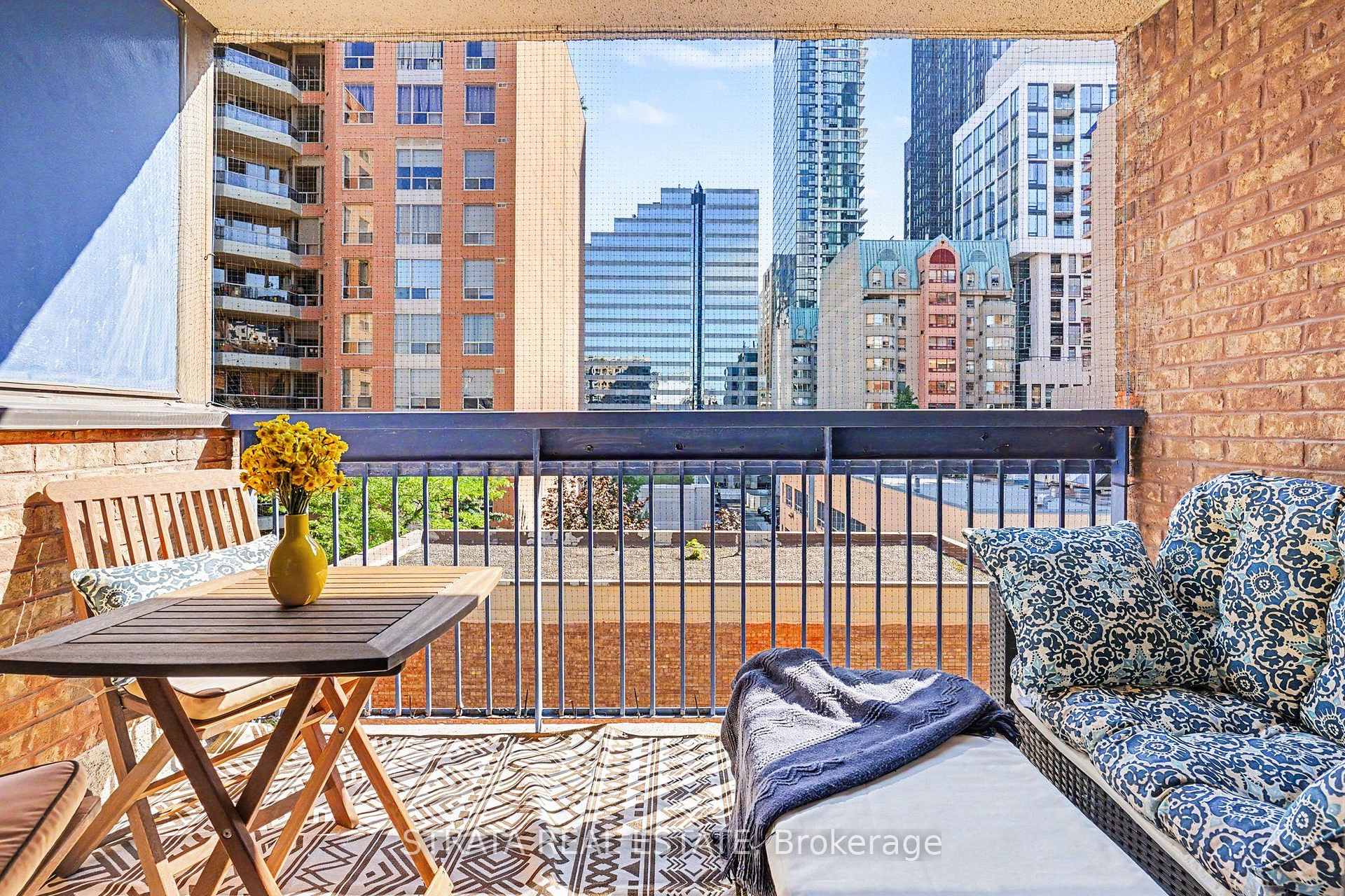 Photo 24 of Unit 607, 105 Mccaul Street, Toronto, Kensington-Chinatown — HOMEH