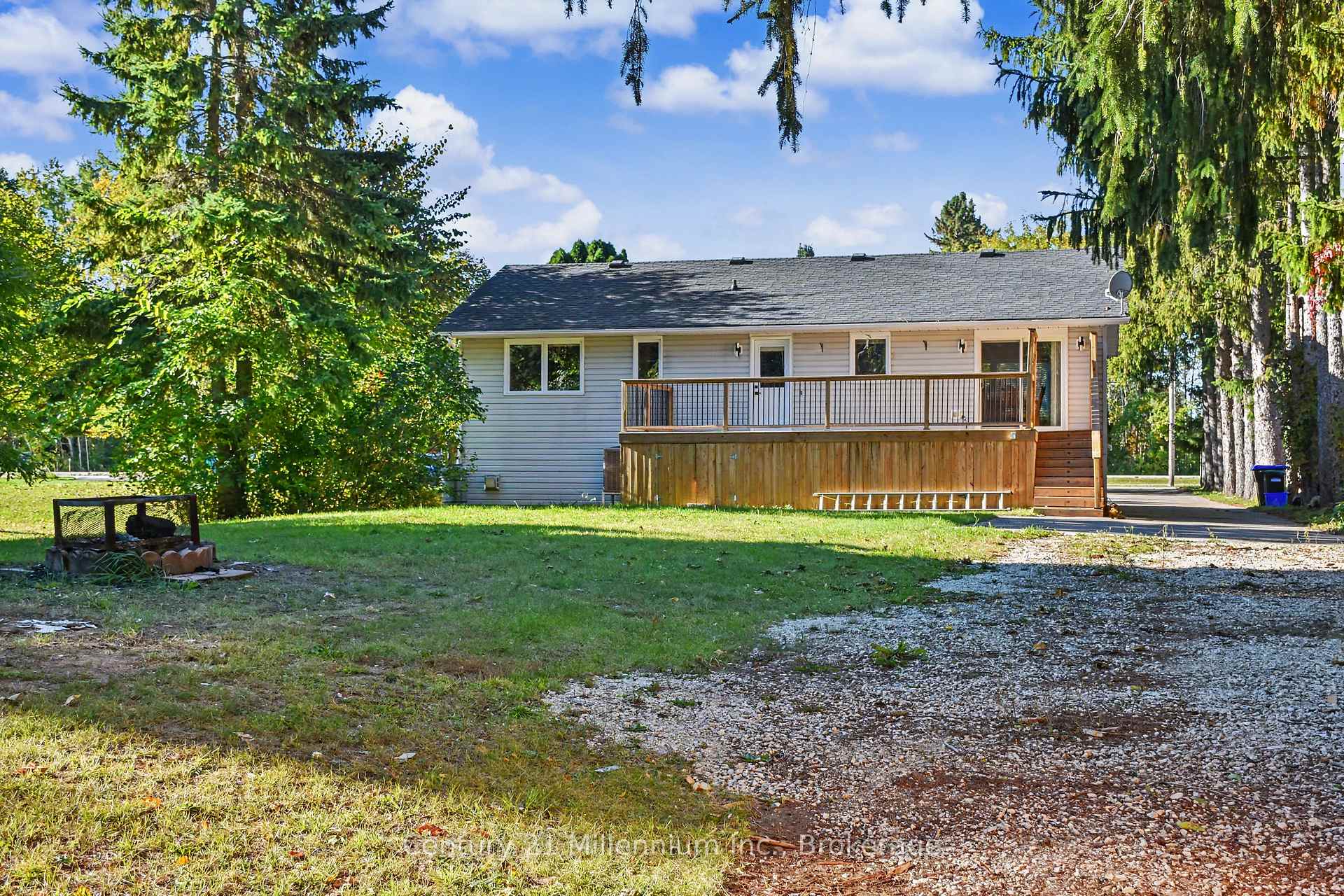 Photo 3 of 290 Warrington Road, Clearview, Stayner — HOMEH