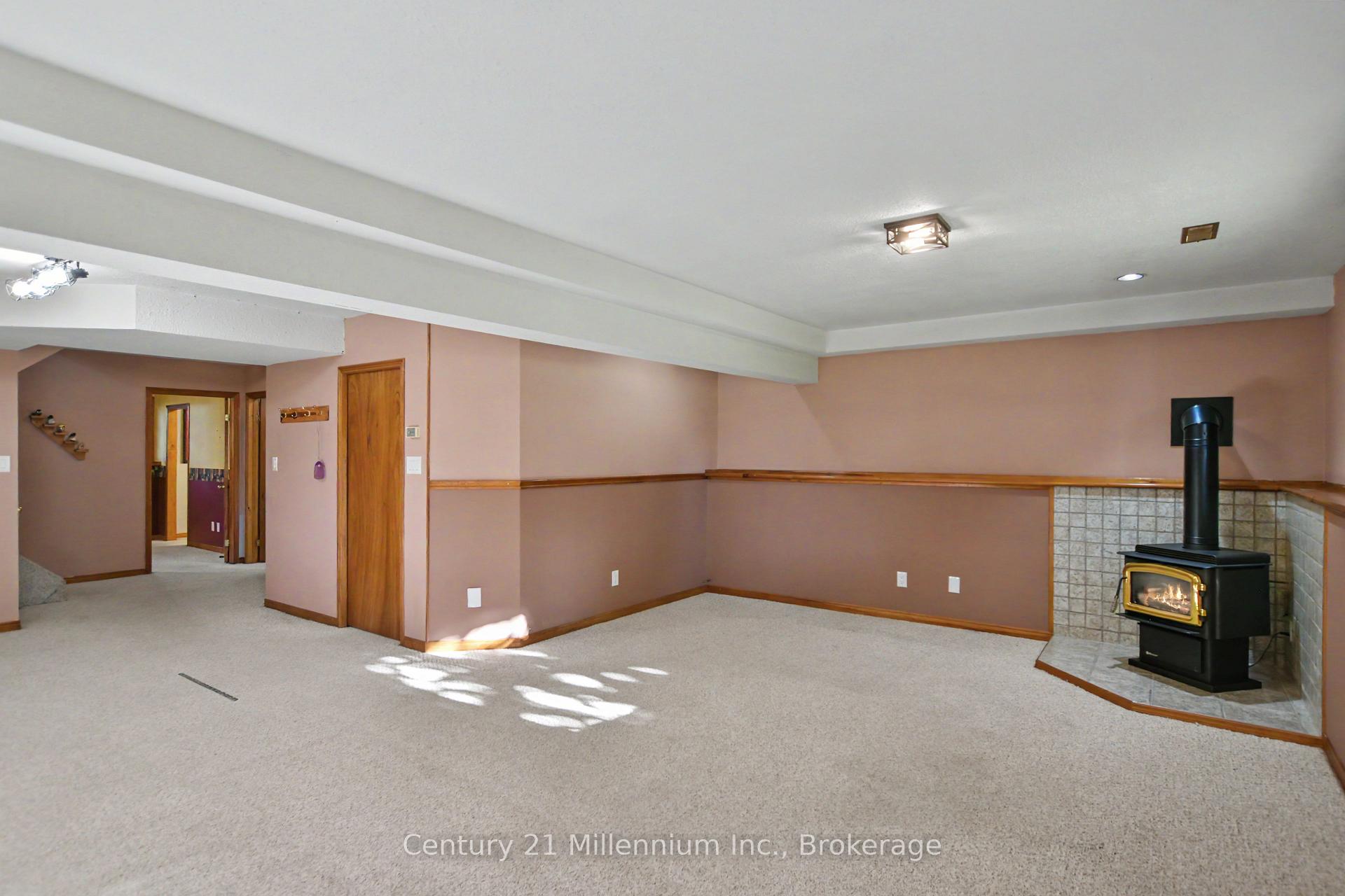Photo 41 of 290 Warrington Road, Clearview, Stayner — HOMEH