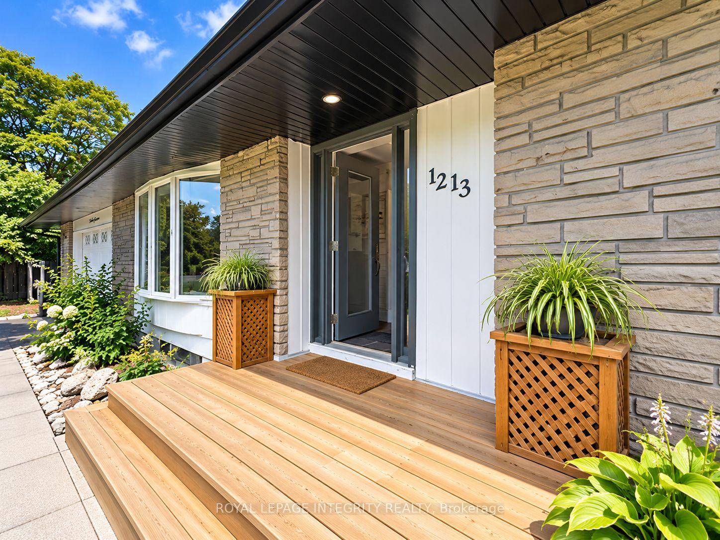 Photo 3 of 1213 Mcwatters Road, Ottawa, Queensway Terrace South/Ridgeview — HOMEH