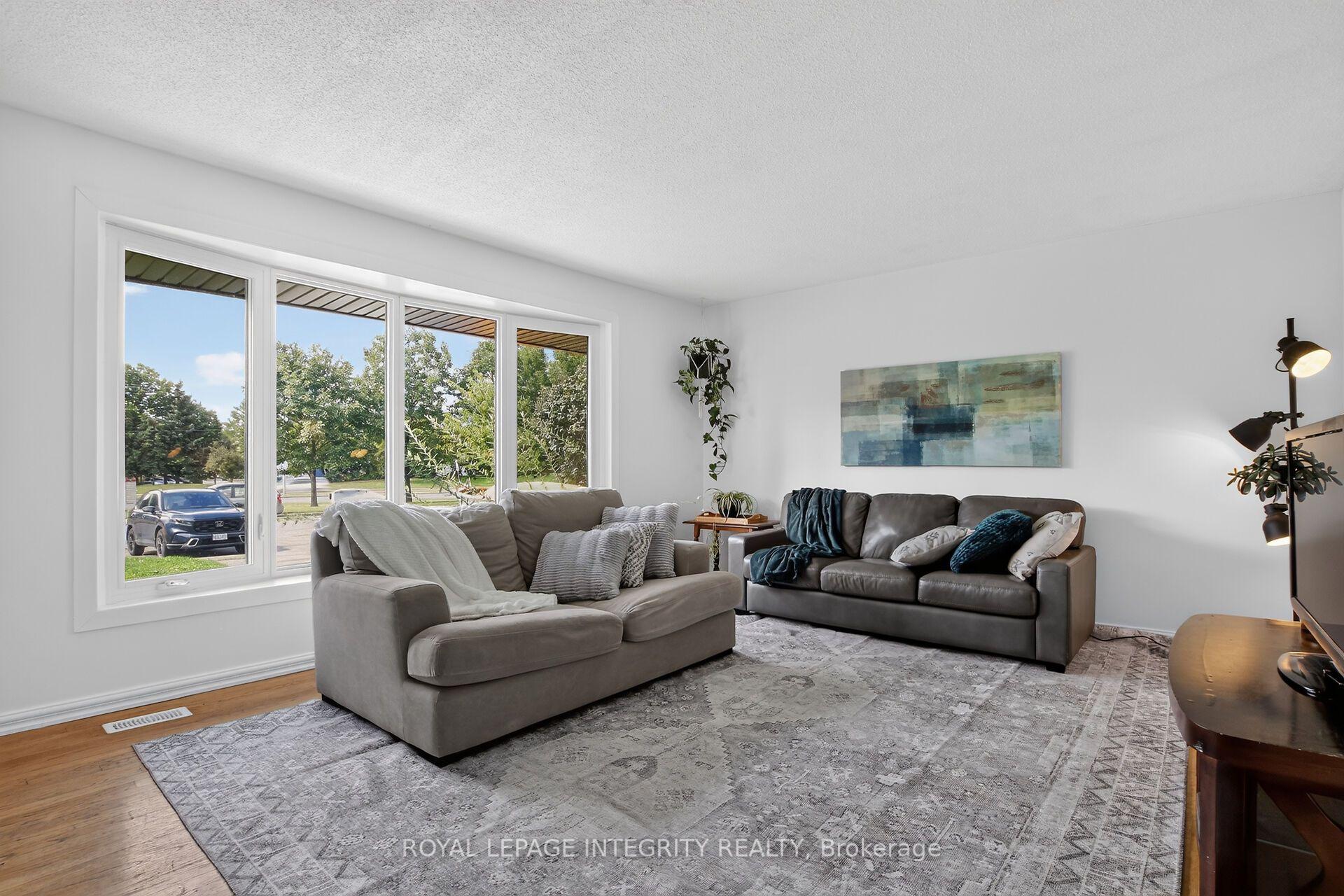 Photo 5 of 1213 Mcwatters Road, Ottawa, Queensway Terrace South/Ridgeview — HOMEH