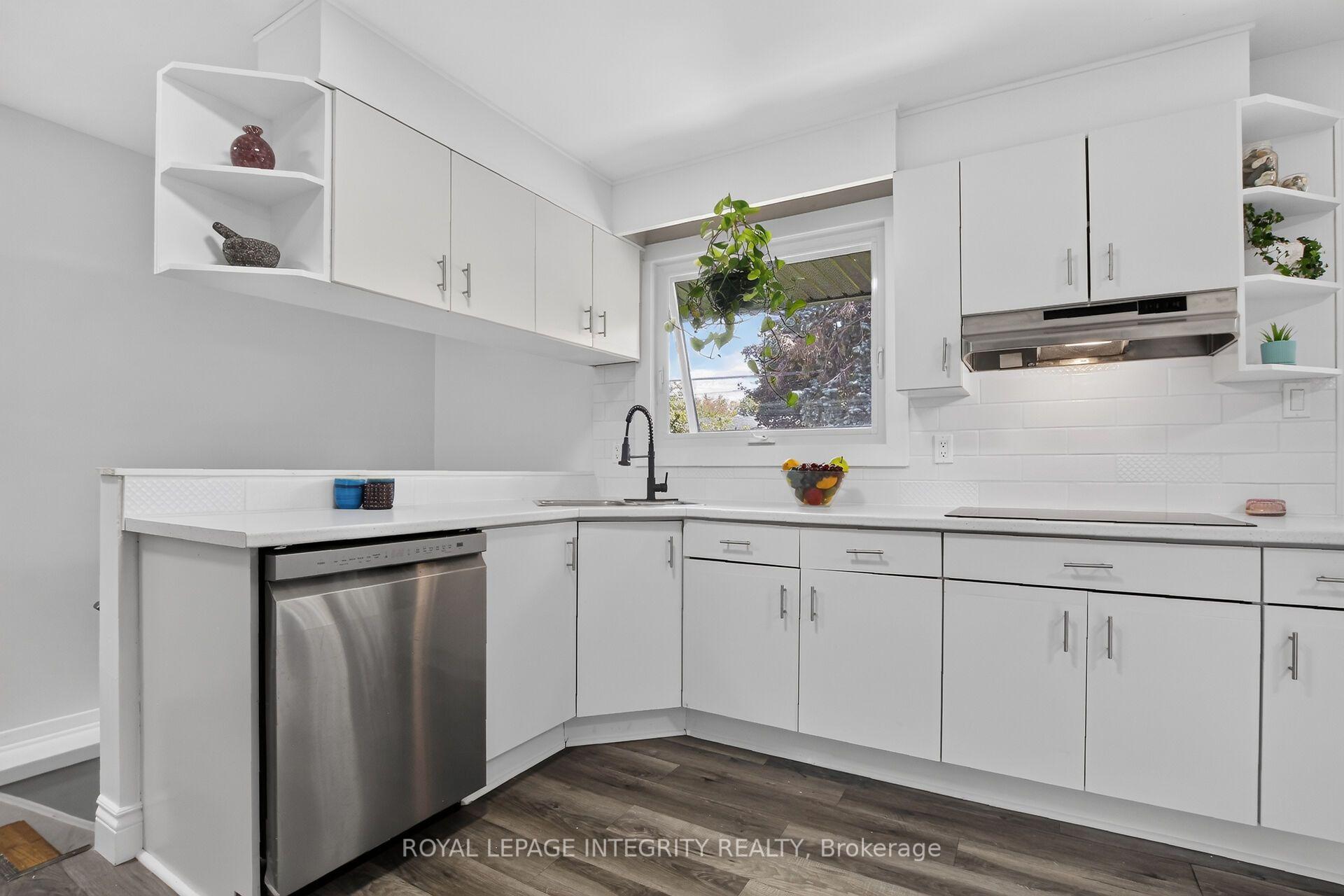 Photo 11 of 1213 Mcwatters Road, Ottawa, Queensway Terrace South/Ridgeview — HOMEH