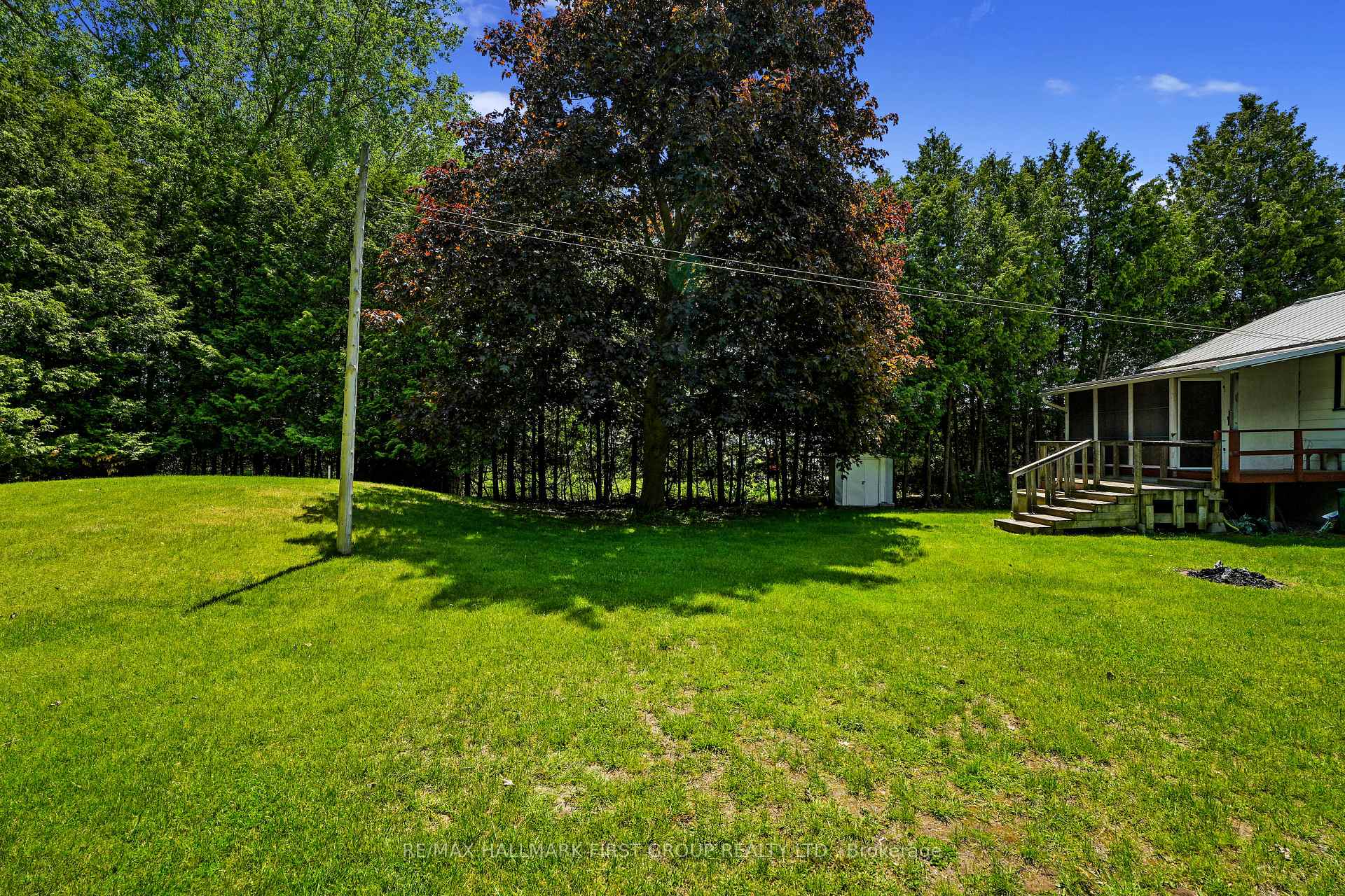 Photo 40 of 40 Whites Road, Quinte West, Sidney Ward — HOMEH