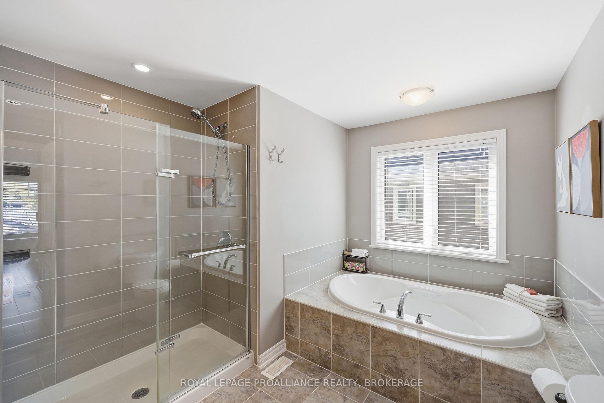 Photo 42 of 1369 Waterside Way, Kingston, Kingston East (Incl Barret Crt) — HOMEH