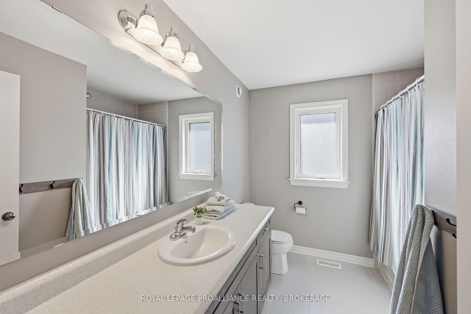 Photo 52 of 1369 Waterside Way, Kingston, Kingston East (Incl Barret Crt) — HOMEH