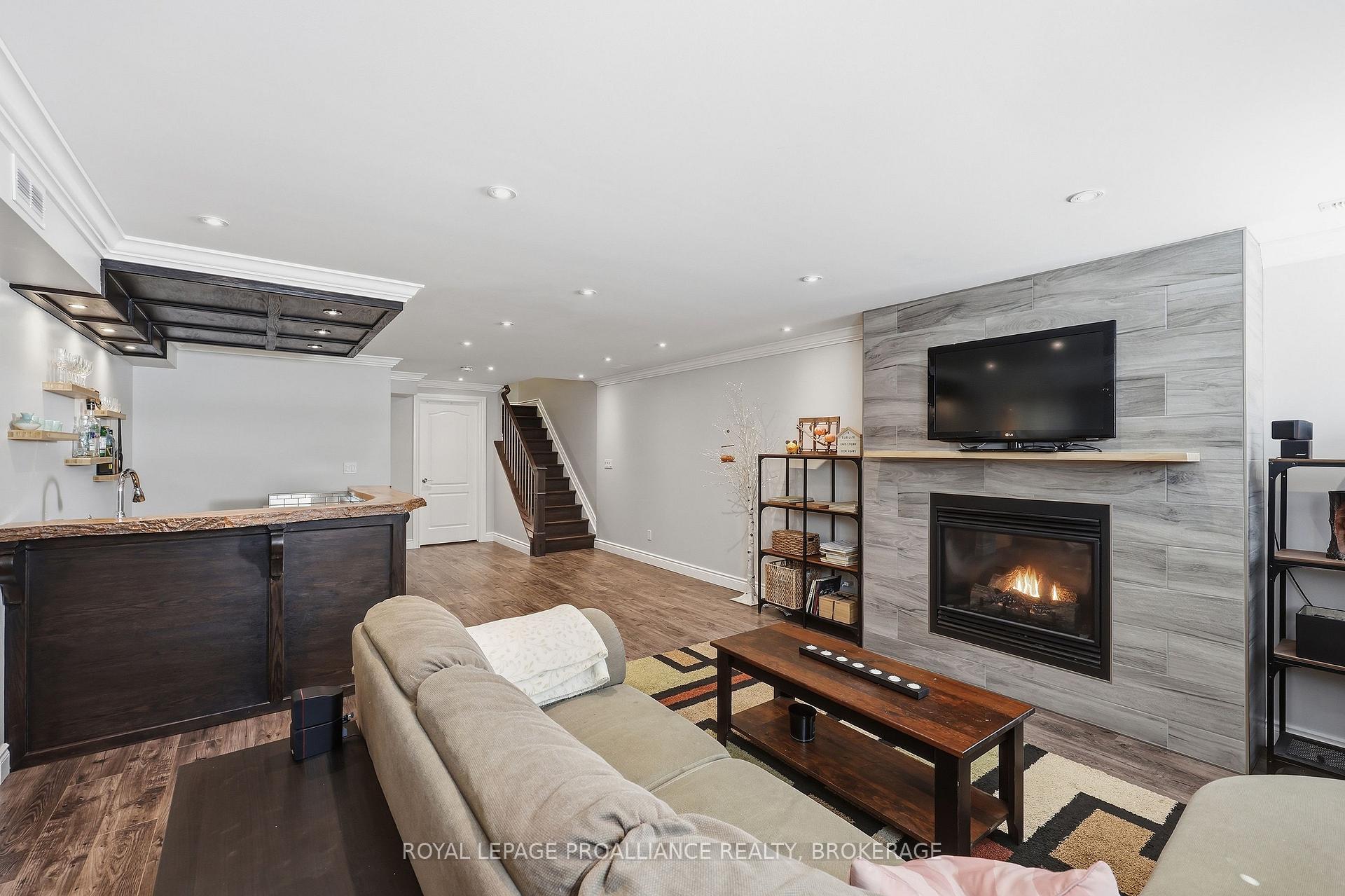 Photo 53 of 1369 Waterside Way, Kingston, Kingston East (Incl Barret Crt) — HOMEH