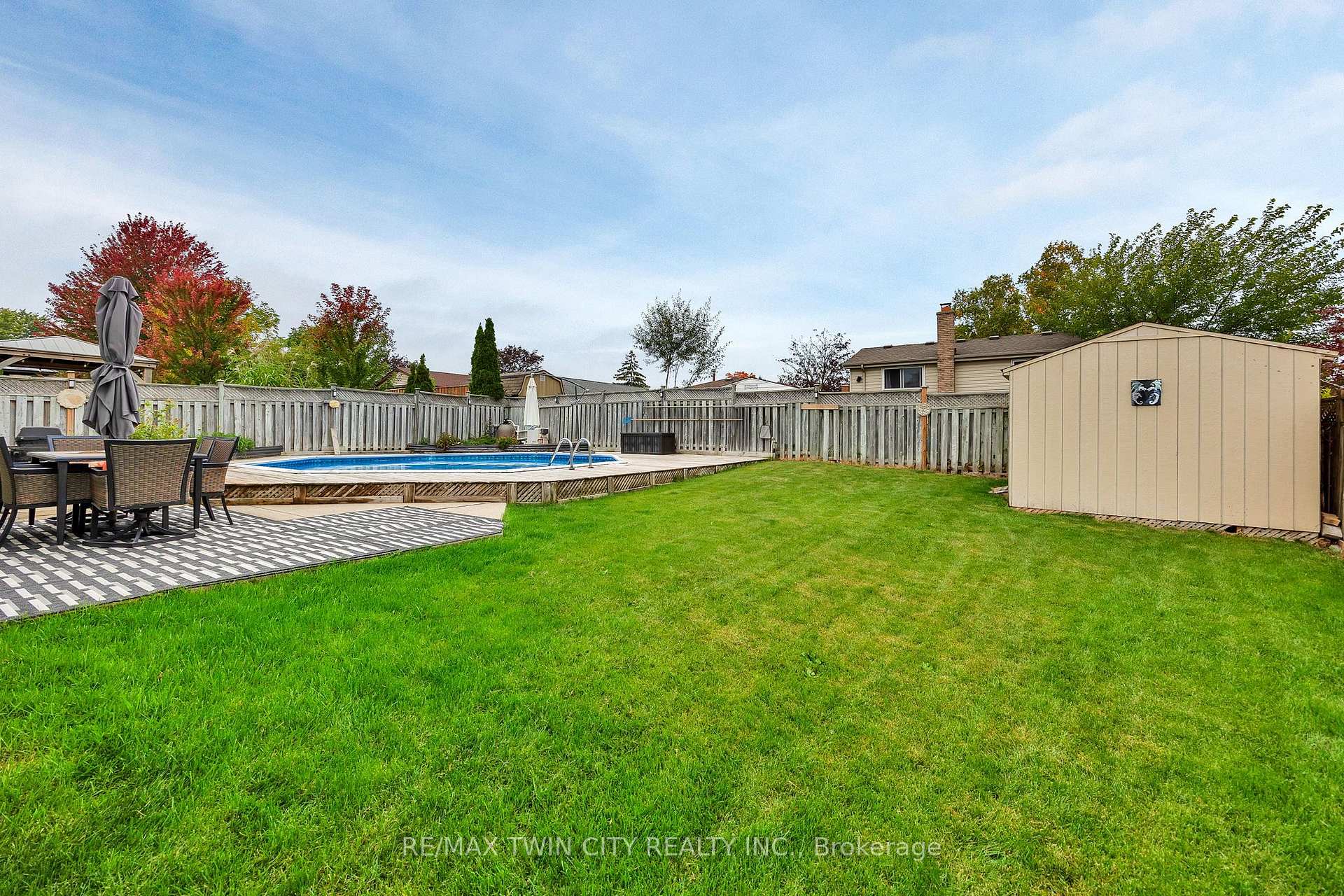 Photo 3 of 42 Blackwell Drive, Kitchener, Highland West — HOMEH