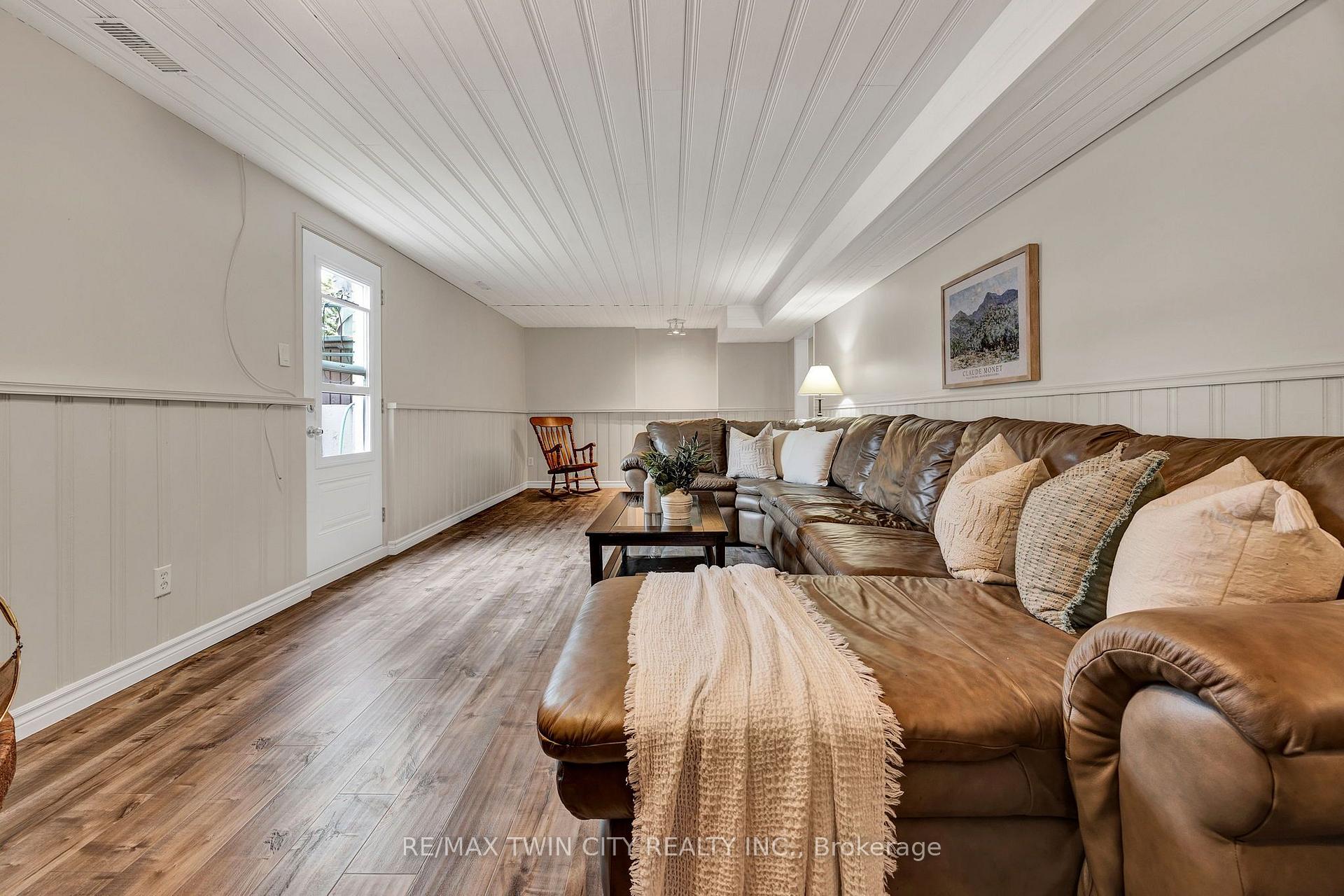 Photo 19 of 42 Blackwell Drive, Kitchener, Highland West — HOMEH