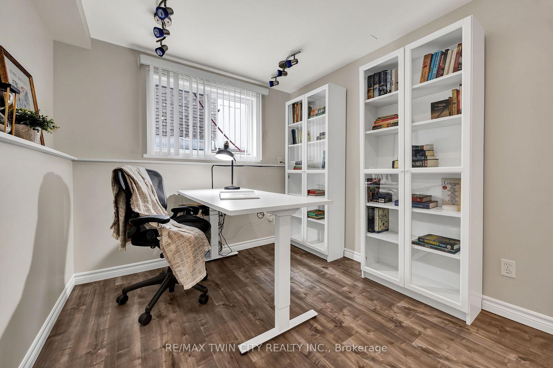 Photo 22 of 42 Blackwell Drive, Kitchener, Highland West — HOMEH